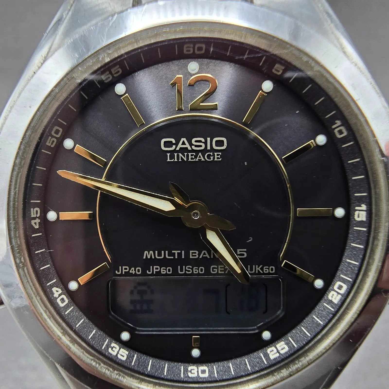 Casio Lineage LCW-M200 Watch Men 38mm Black Dial Steel Analog Digital Solar AB1