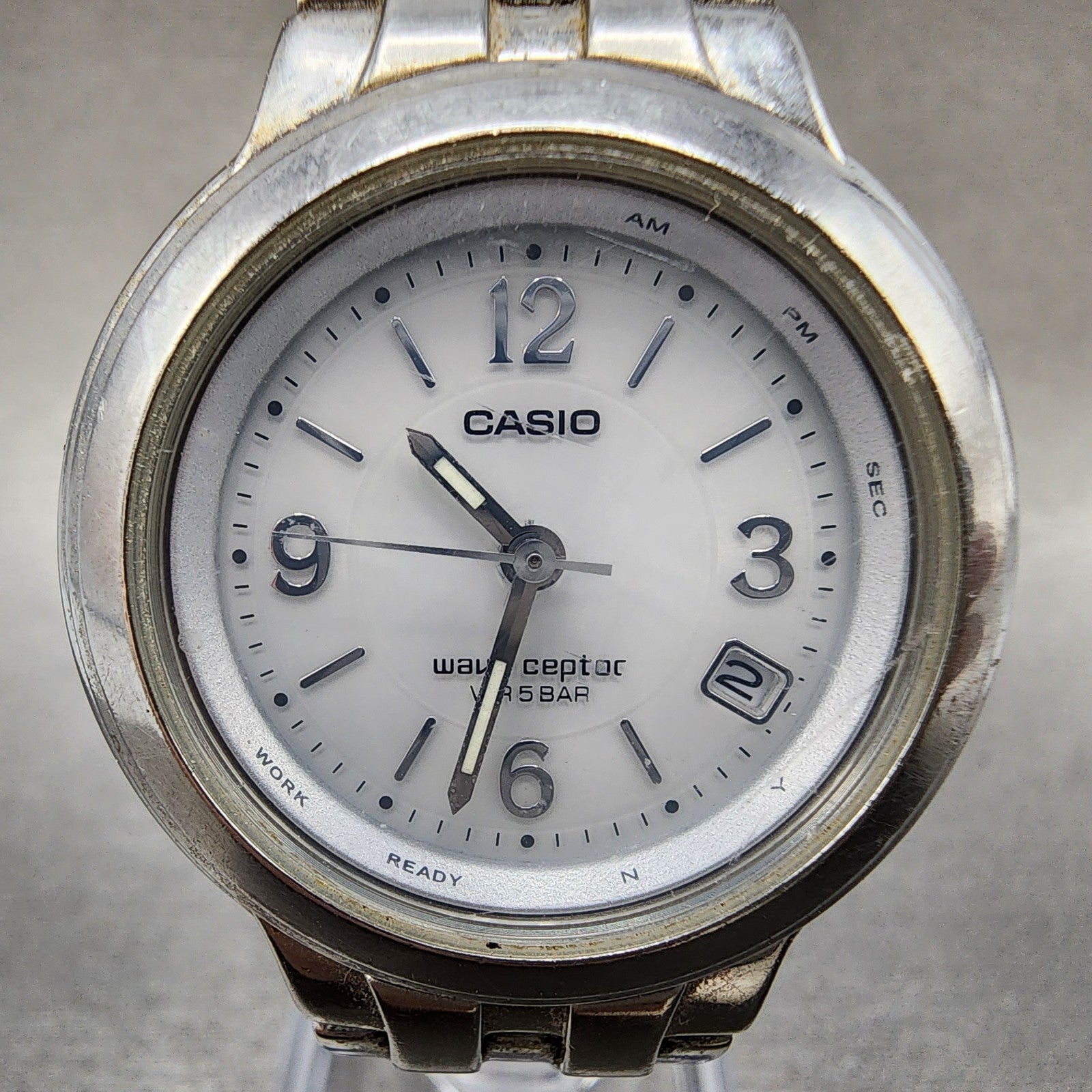 Casio Waveceptor Watch Women 33mm White Dial Silver Tone Date Round Runs READ!!!1