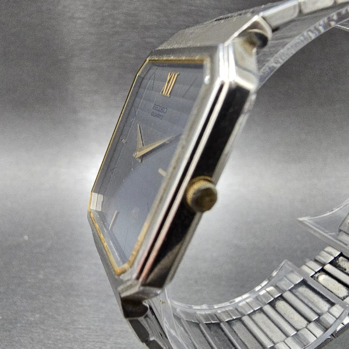 Seiko Tank Watch Men 26mm Gray Dial Gold Tone Rectangle 5P30-5300 PARTS Vintage3