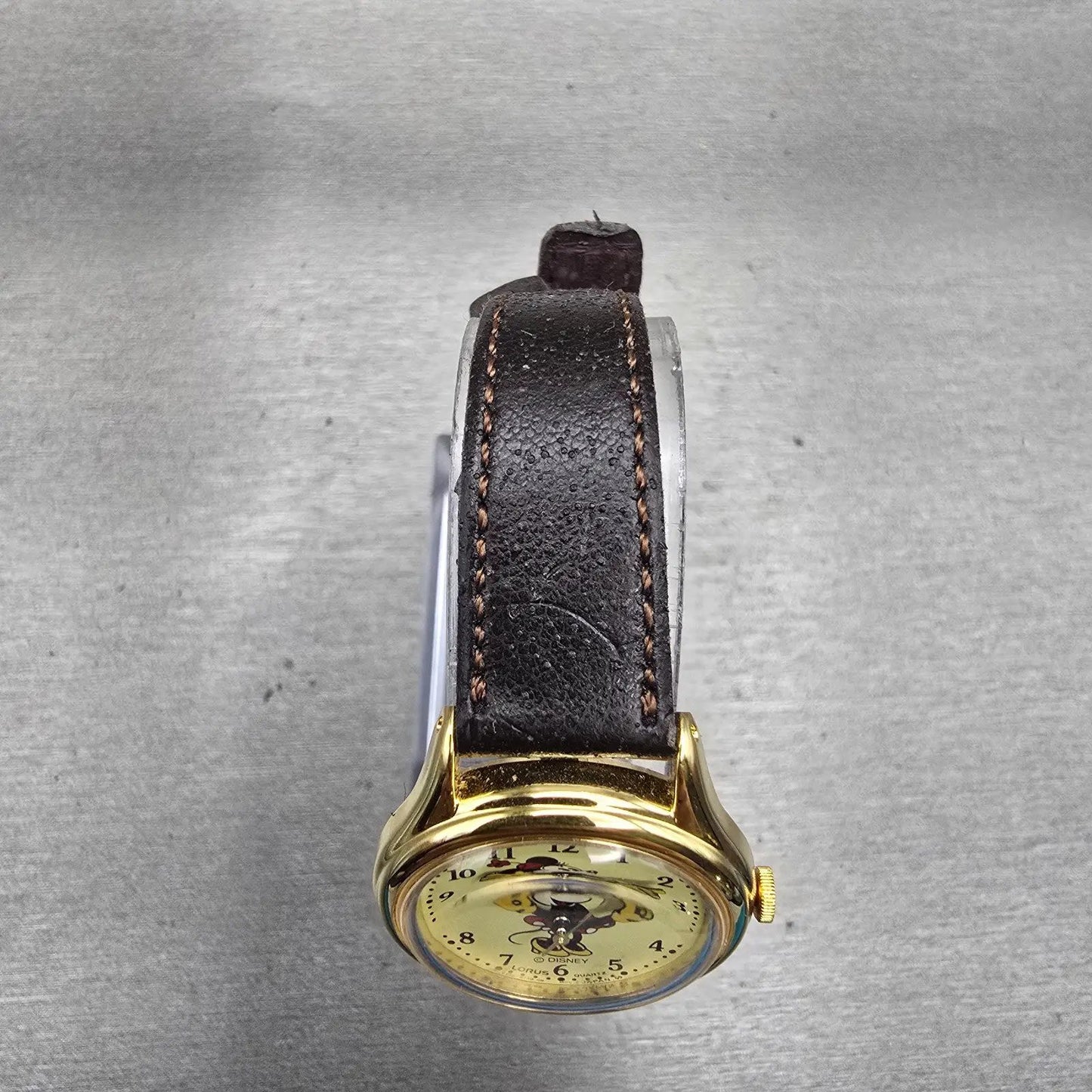 Lorus Minnie Mouse Watch Women 26mm Yellow Dial Gold Tone V515-6080 New Battery4