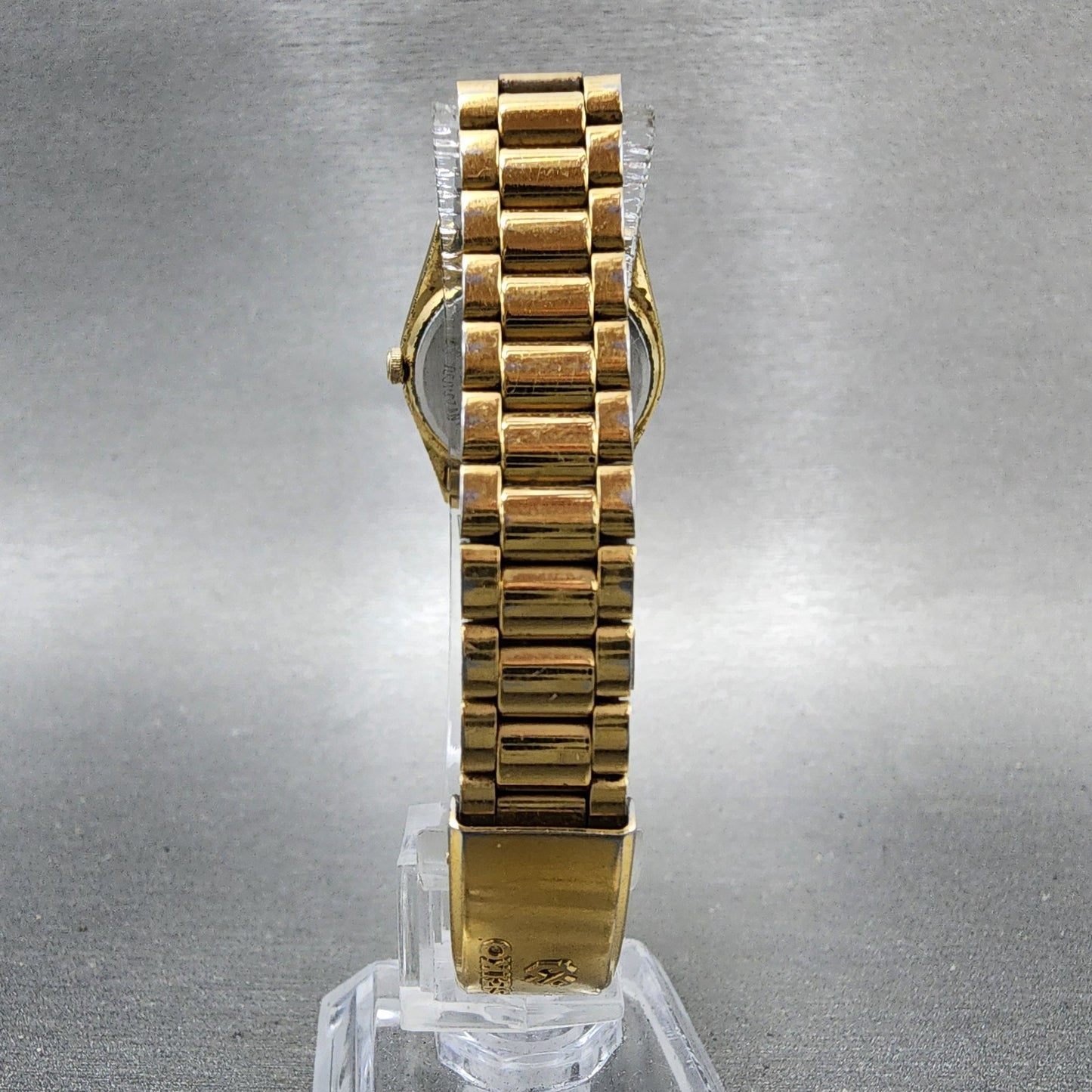 Seiko SQ Watch Women 25mm Gold Dial Gold Tone Daydate Round 2A230039 NewBat VTG7