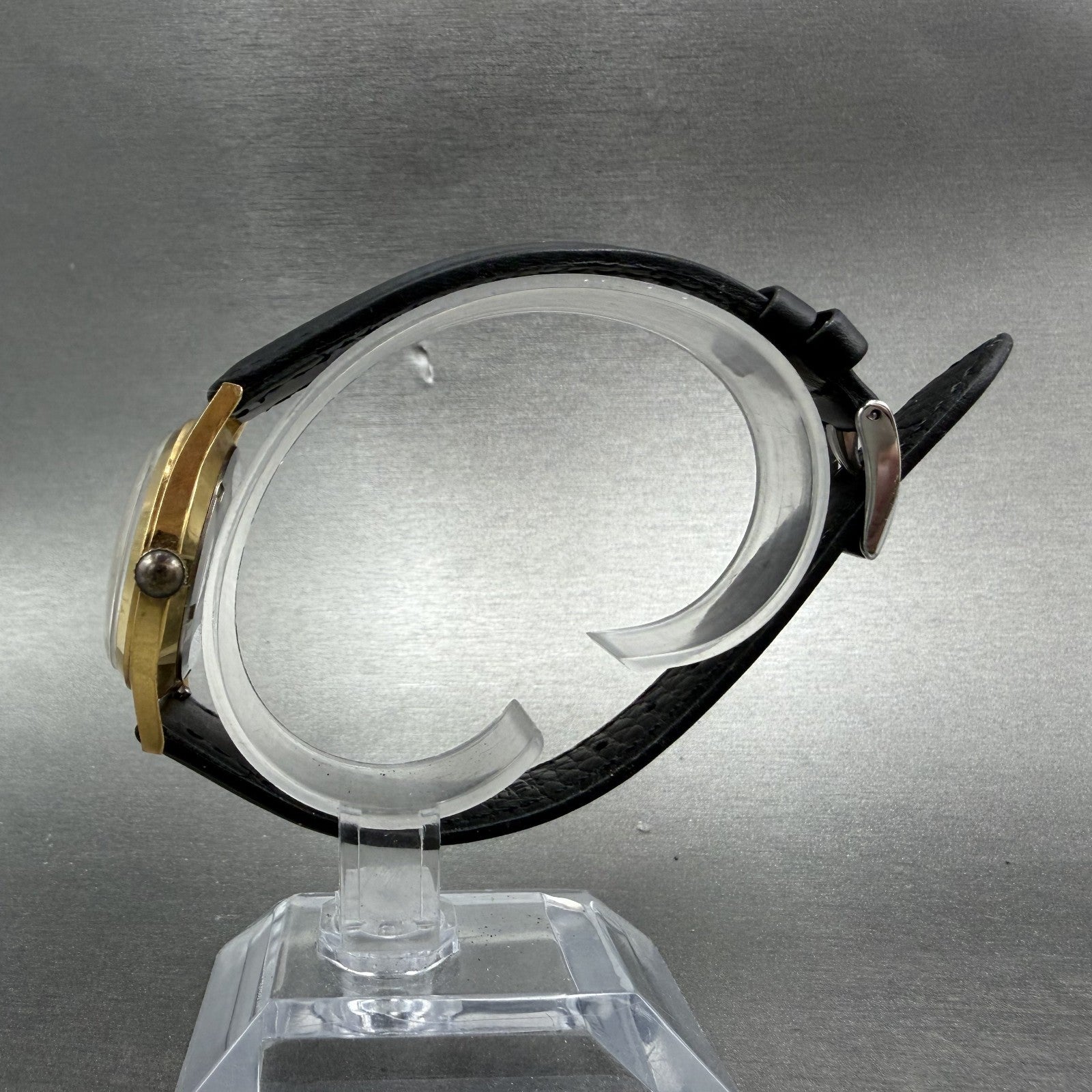 Oris Watch Women 30mm White Dial Gold Tone Round Manual Wind Runs Vintage6