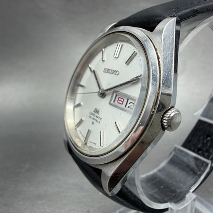 Seiko Lord Matic Watch Men 37mm Silver Dial Steel Daydate READ!!! 5606-7070 Runs2