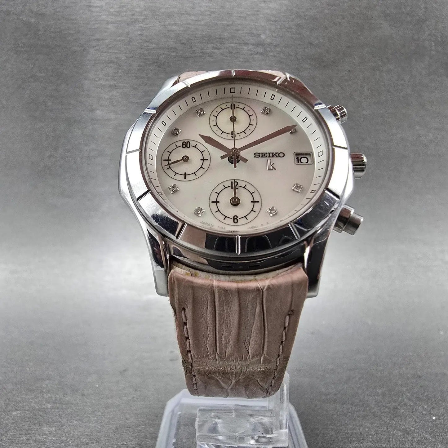 Seiko Lukia Chronograph Watch Women 35mm MOP Dial Steel Date 7T92-0BV0 New Batt5