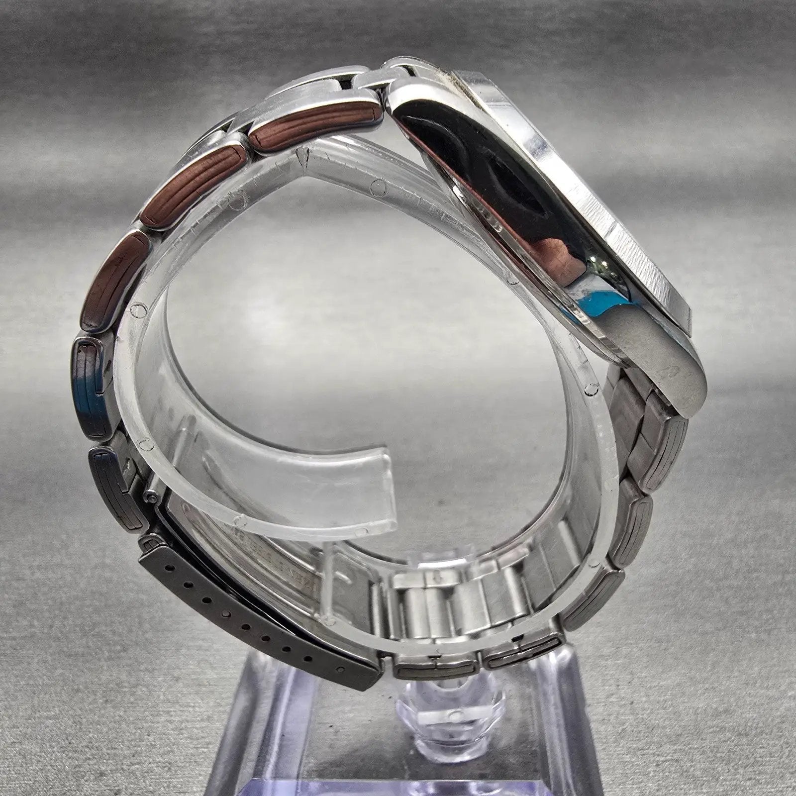 Citizen Watch Men 35mm Blue Dial Silver Tone Date Round 2610-S99400 New BatteryG8