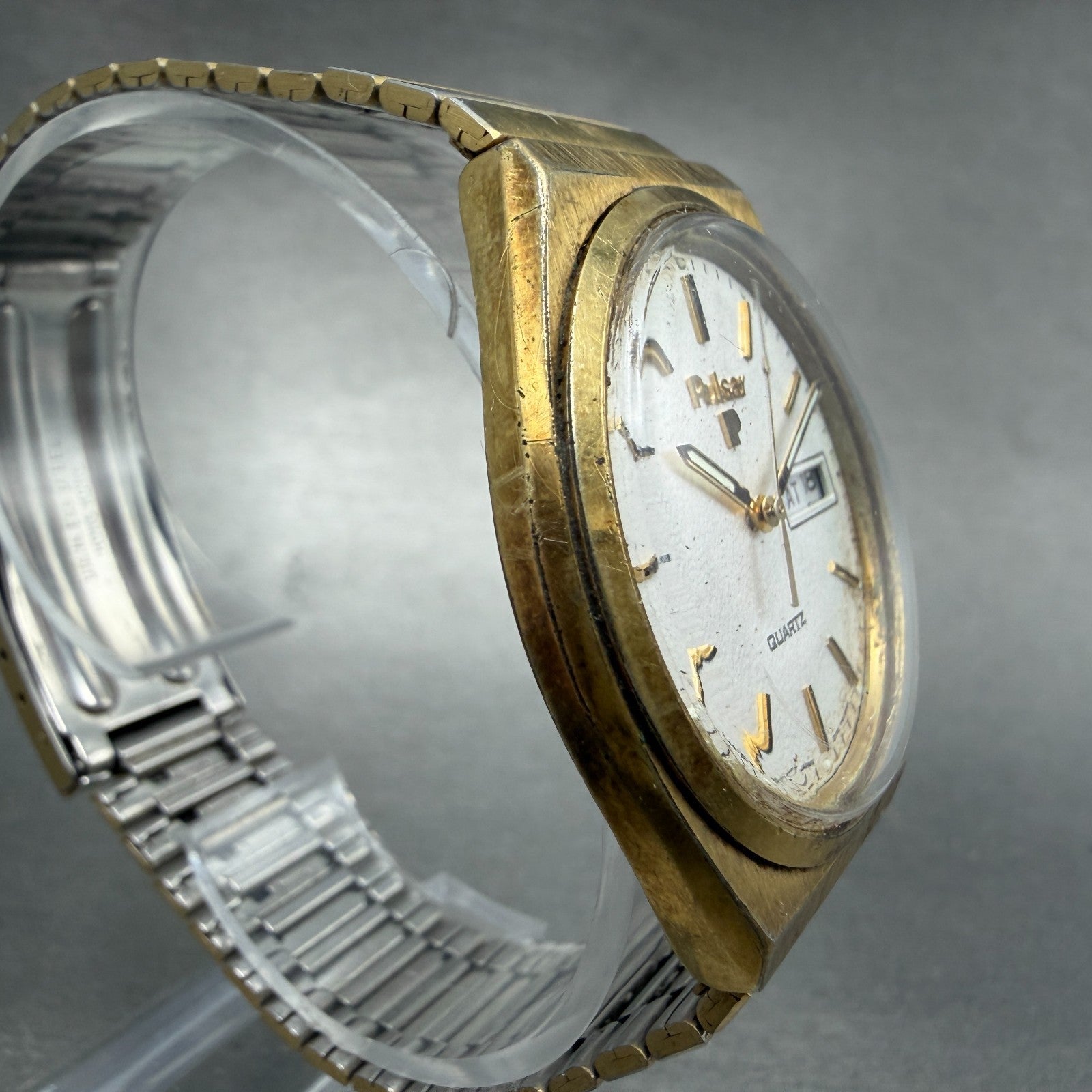 Seiko Pulsar Watch Men 36mm Silver Dial Gold Tone Daydate Y148-8029 New Battery3