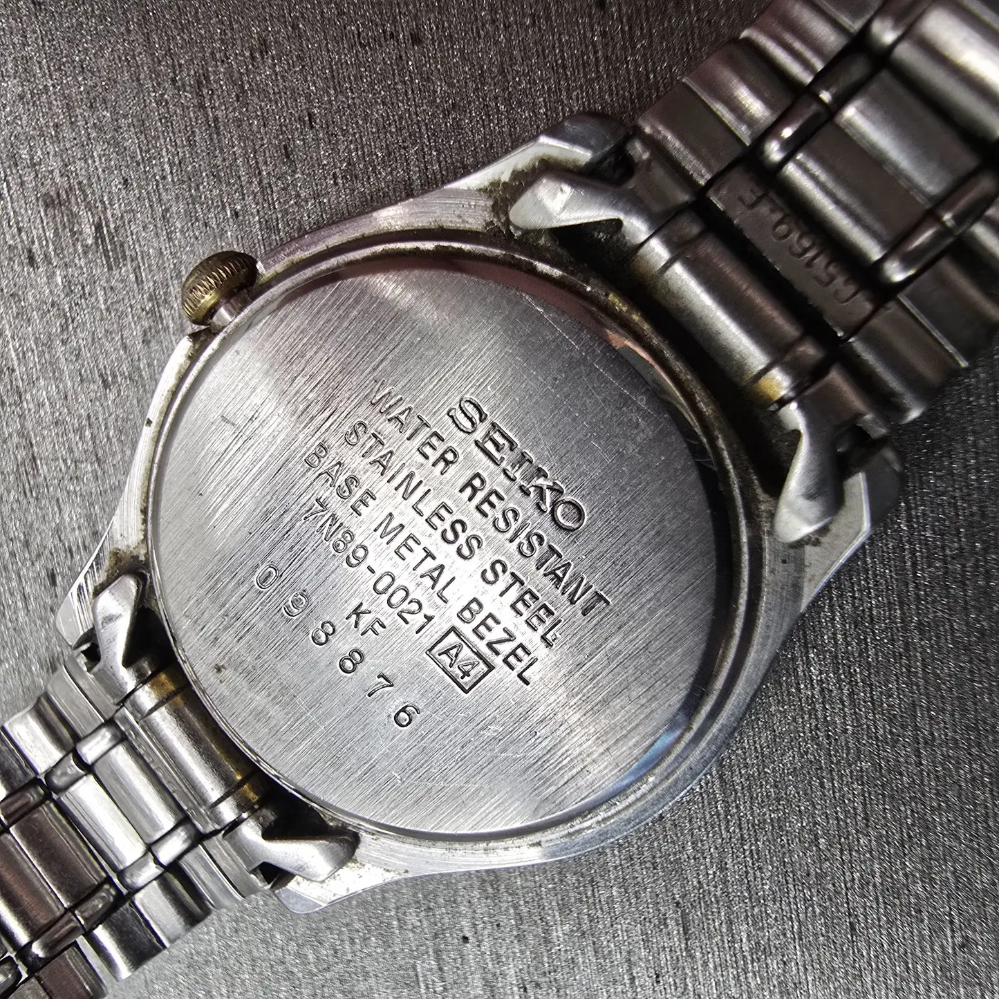 Seiko Watch Women 25mm Silver Dial Two Tone Date Round 7N89-0021 New Battery VTG10