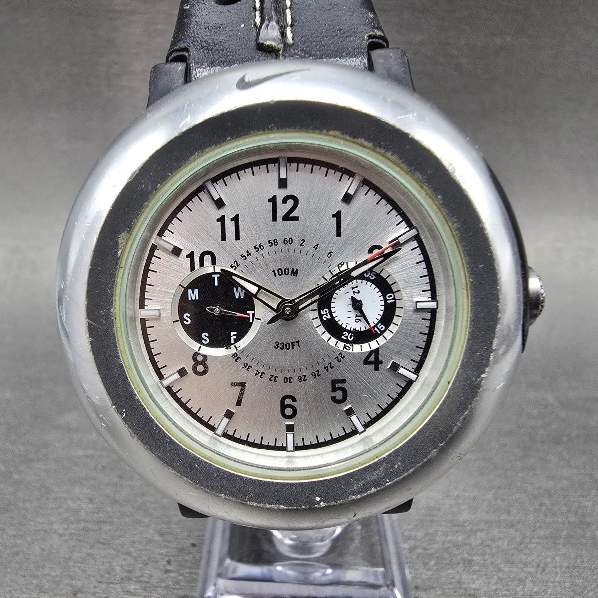 Nike Oregon Watch Men 45mm Silver Dial Aluminum Daydate Round WA0050 New Battery1