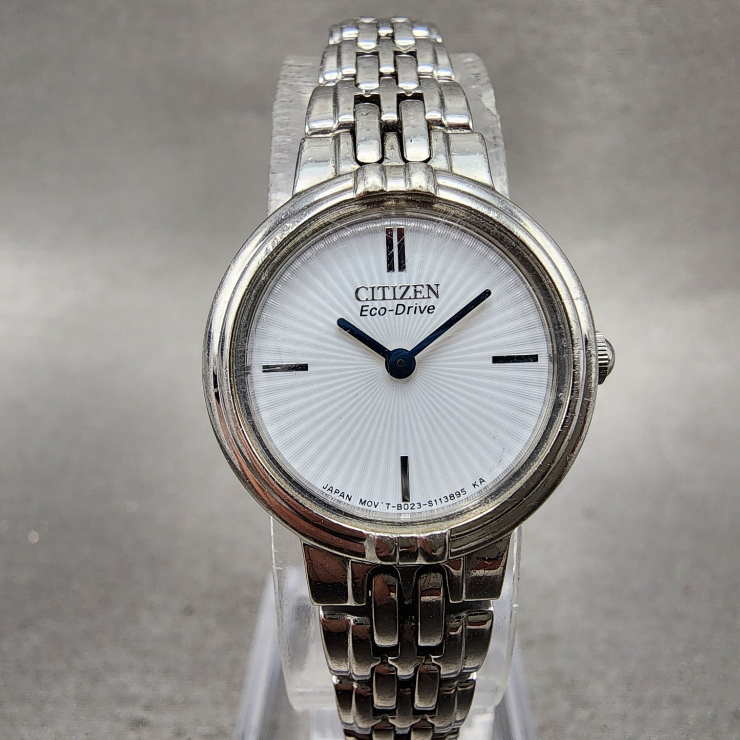 Citizen EcoDrive Watch Women 21mm White Dial Silver Tone Round B023 Runs0