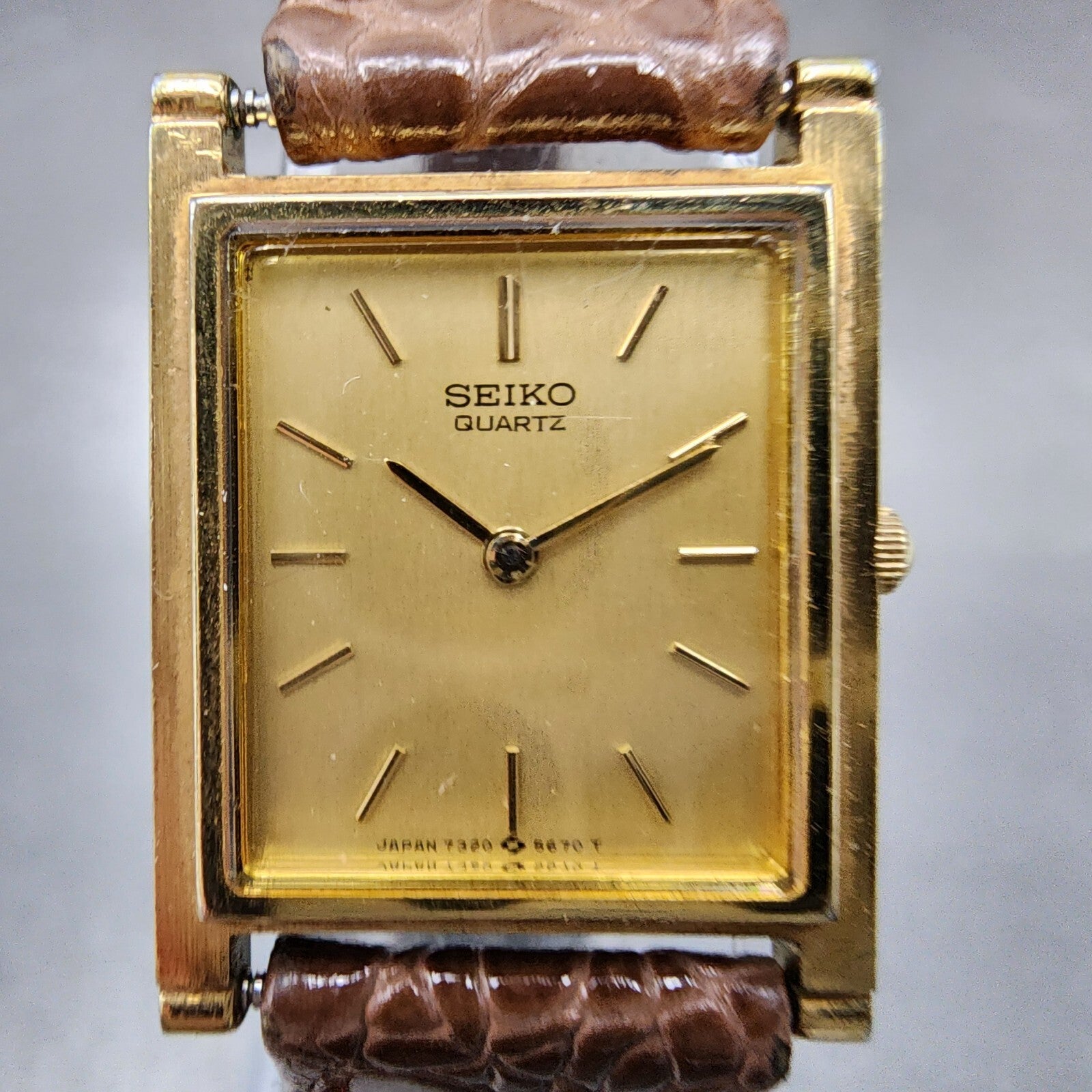 Seiko Tank Watch Women 20mm Champagne Dial Gold Tone 73205430 New Battery1