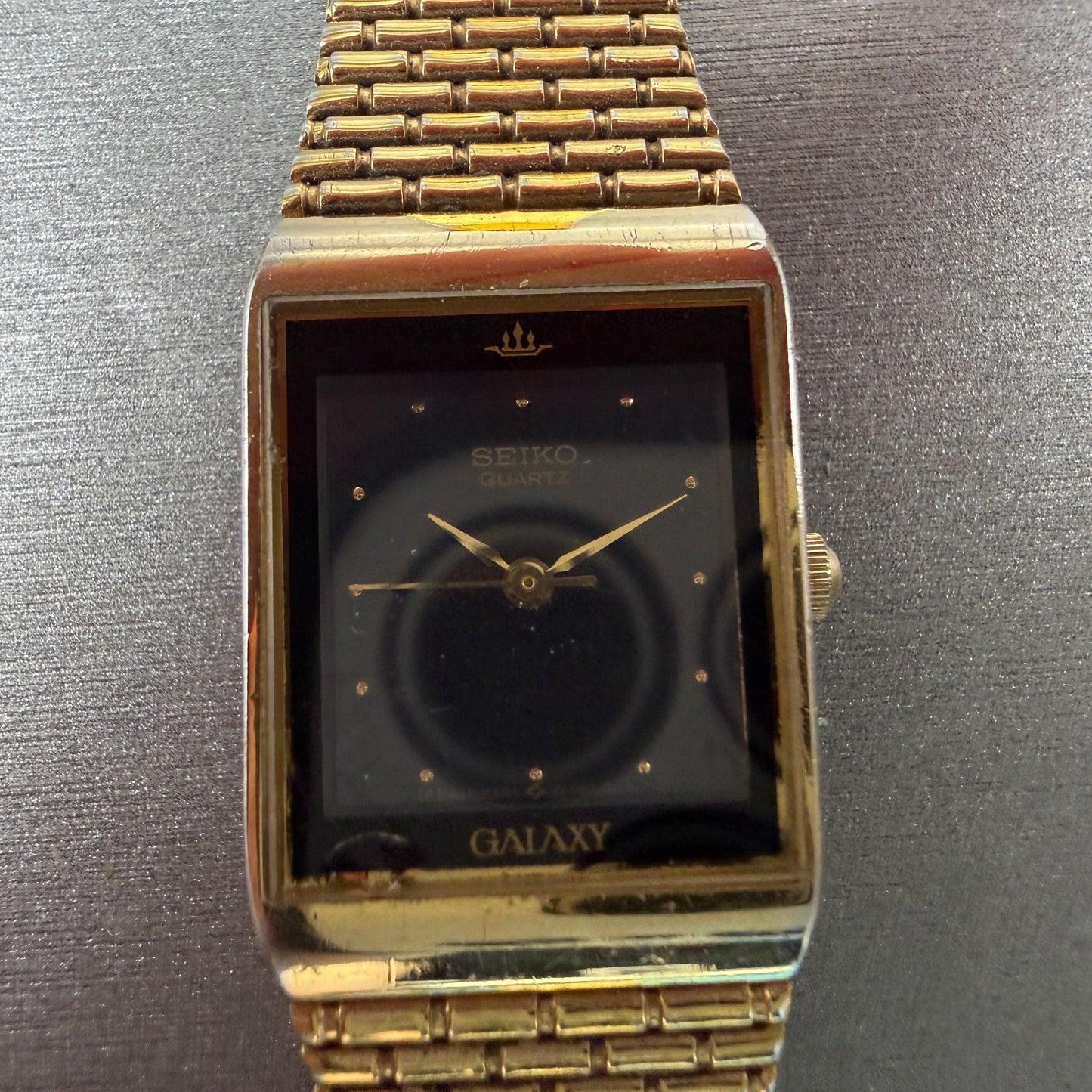 Seiko Galaxy Tank Watch Women 19mm Black Dial Gold Tone PARTS!! 2Y01-5C40 NewBat1