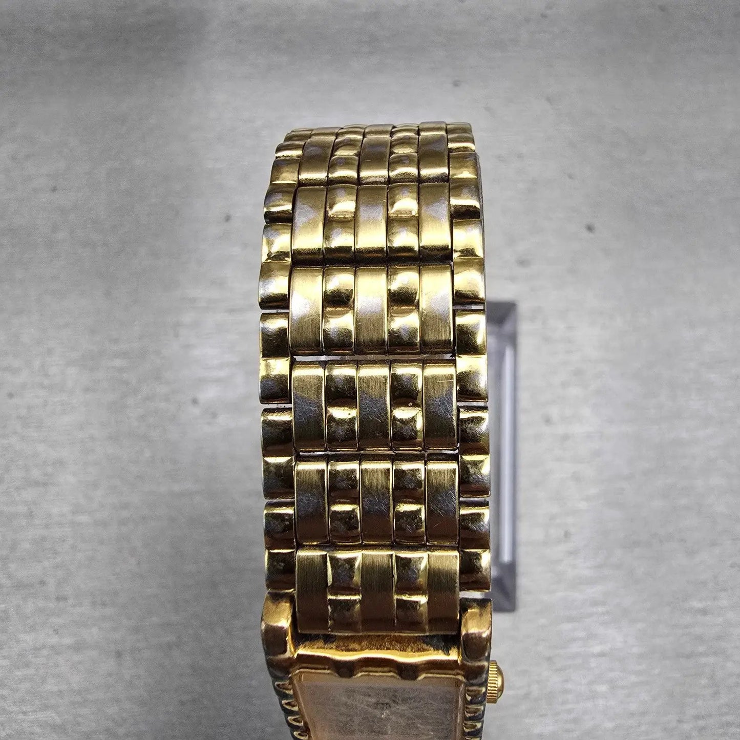 Seiko Watch Women 16mm Gold Dial Gold Tone Rectangle 1N01-5A69 New Battery VTG4