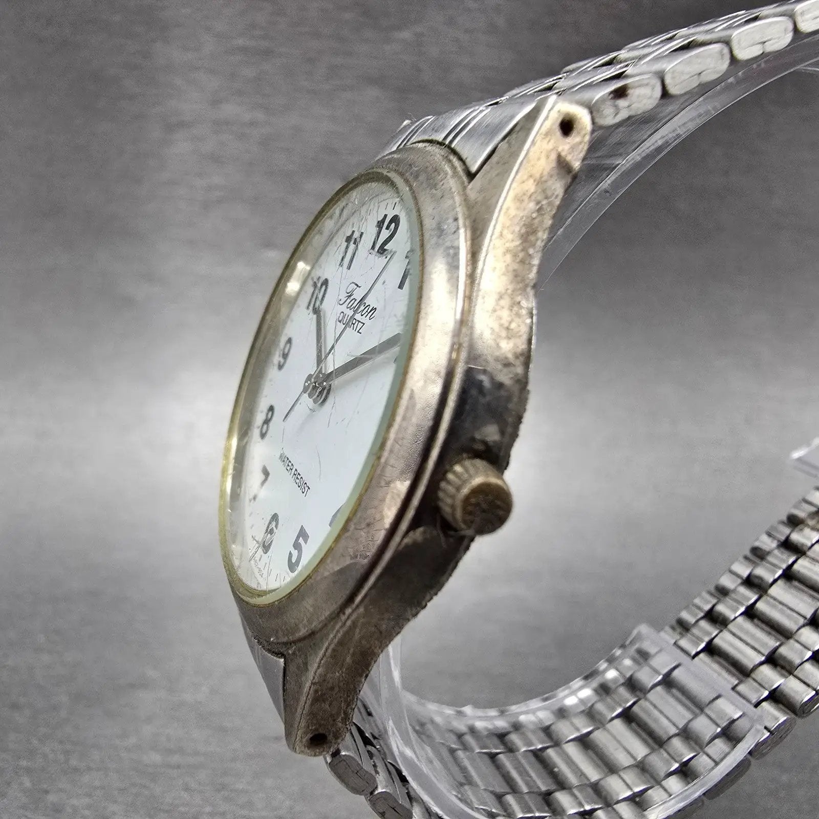 Citizen Q&Q Falcon Watch Men 34mm White Dial Silver Tone Round New Battery VTG2