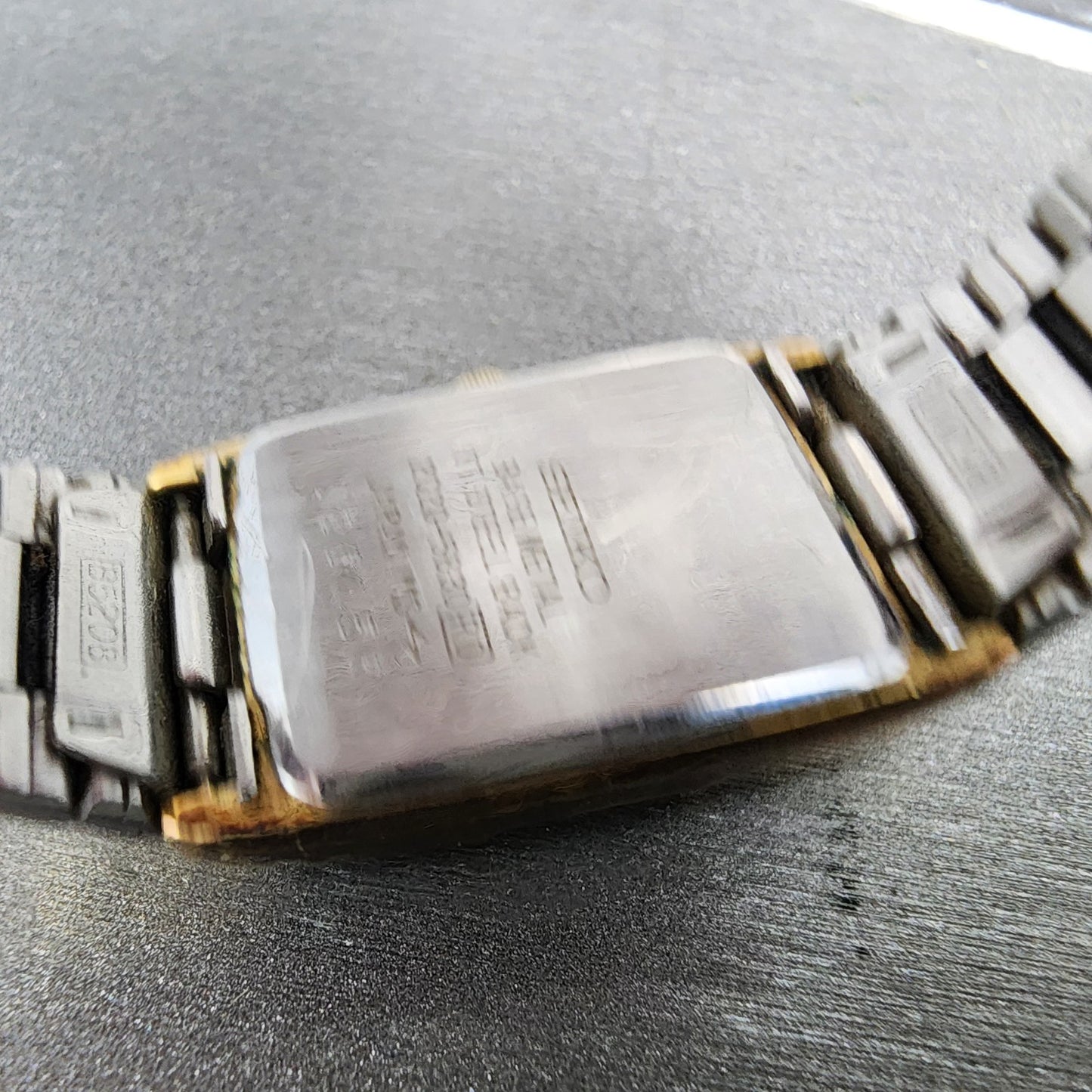 Seiko Tank Watch Women 17mm Champagne Dial Gold Tone Rectangle 2C20-5830 New Bat9