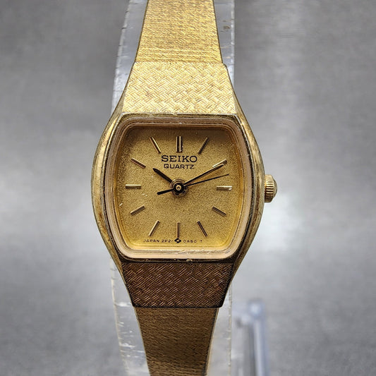 Seiko Watch Women 17mm Gold Dial Gold Tone Hexagon 2P215A29 New Battery0