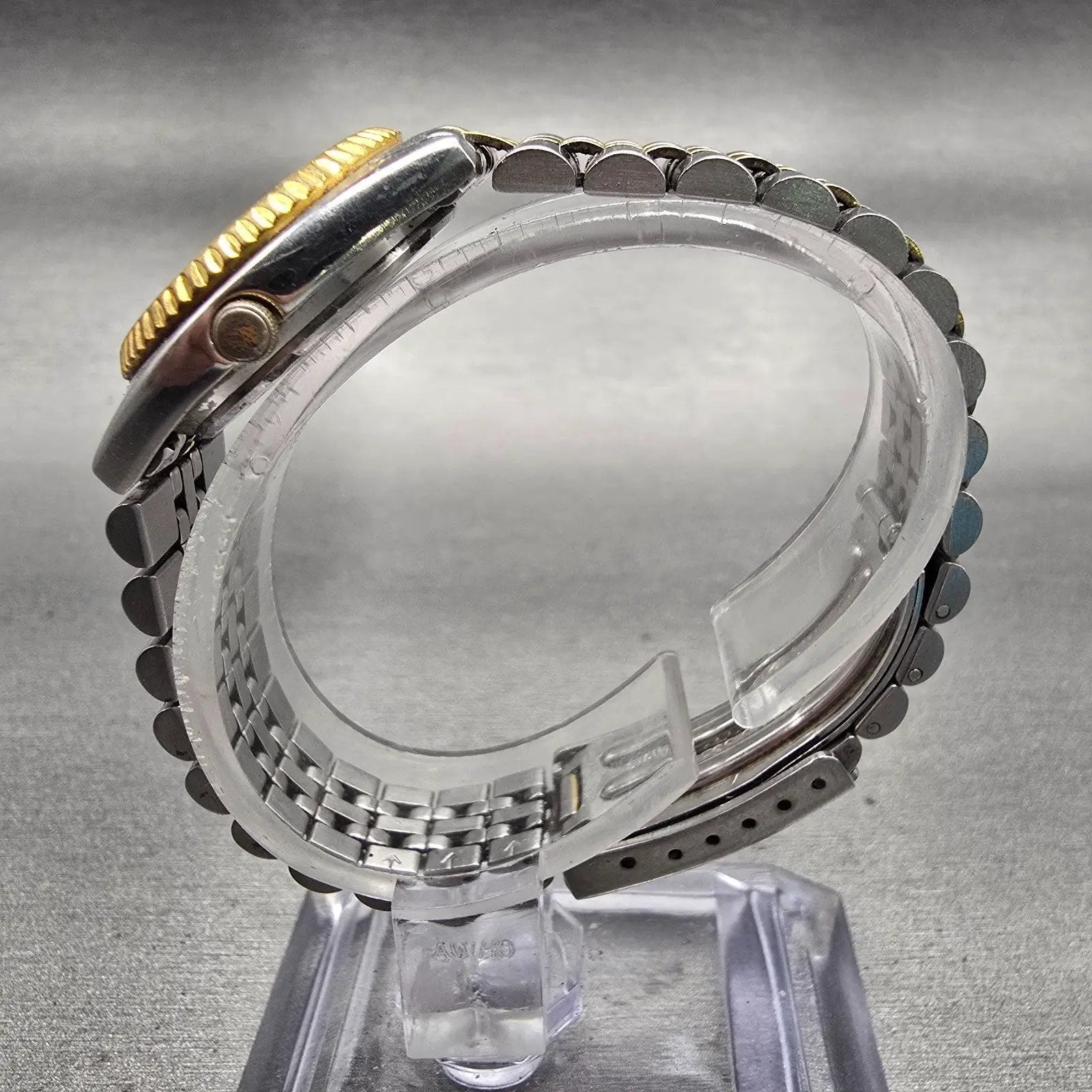 Seiko Watch Women 24mm Silver Dial Two Tone Daydate Round 7N83-0041 New Battery6