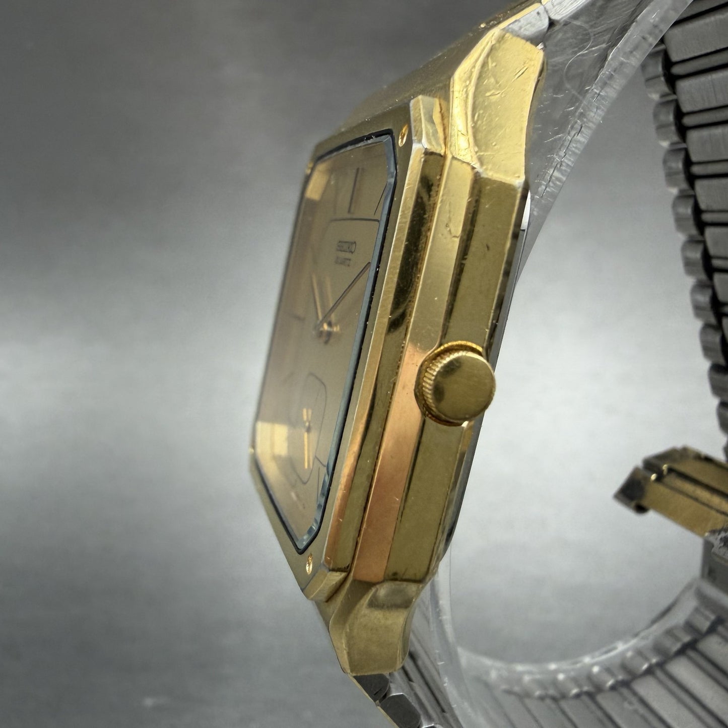 Seiko Tank Watch 30mm Champagne Dial Gold Tone Rectangle 2628-5109 New Battery2