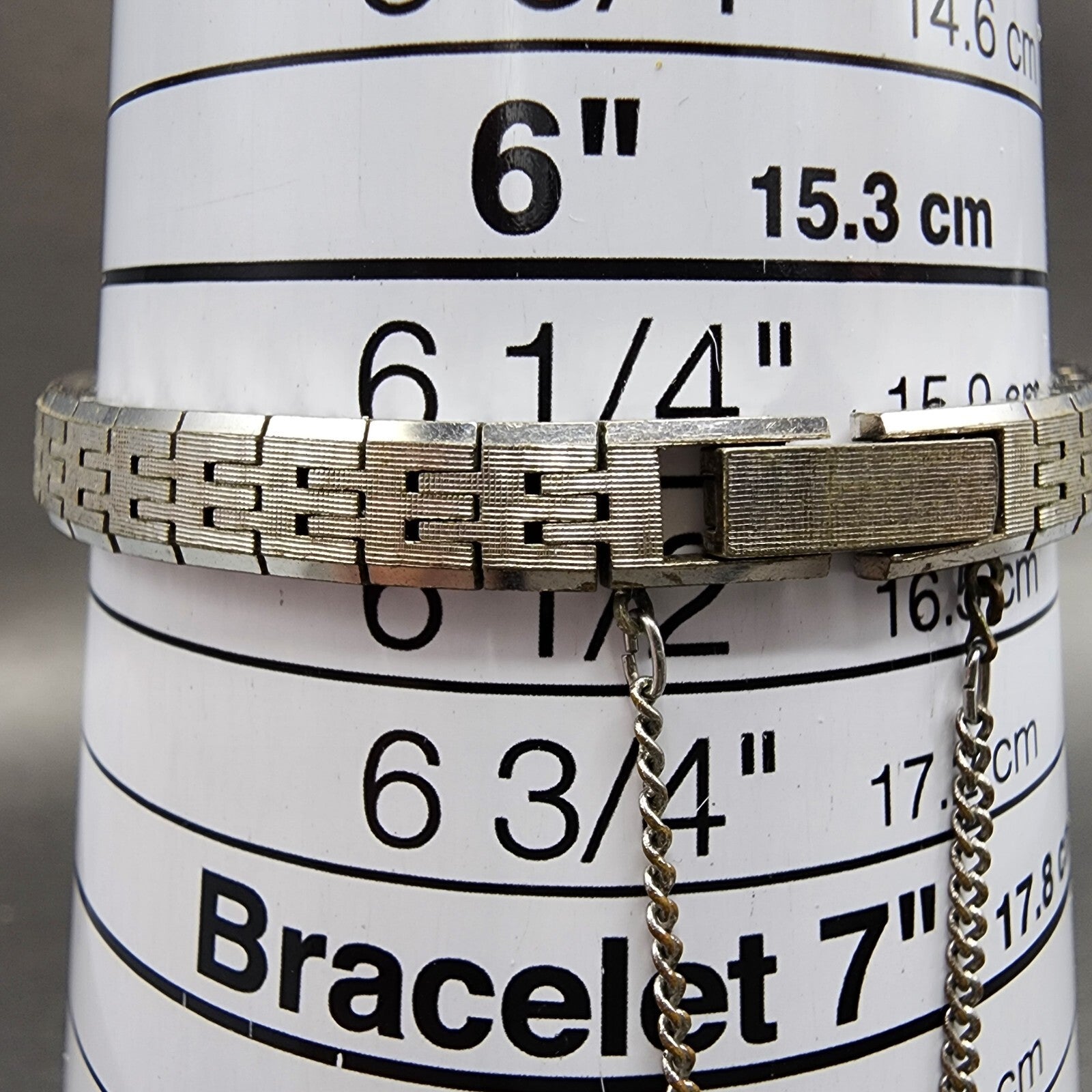 Seiko Watch Women 18mm Silver Dial White Gold Tone Round Manual Wind Runs VTG12