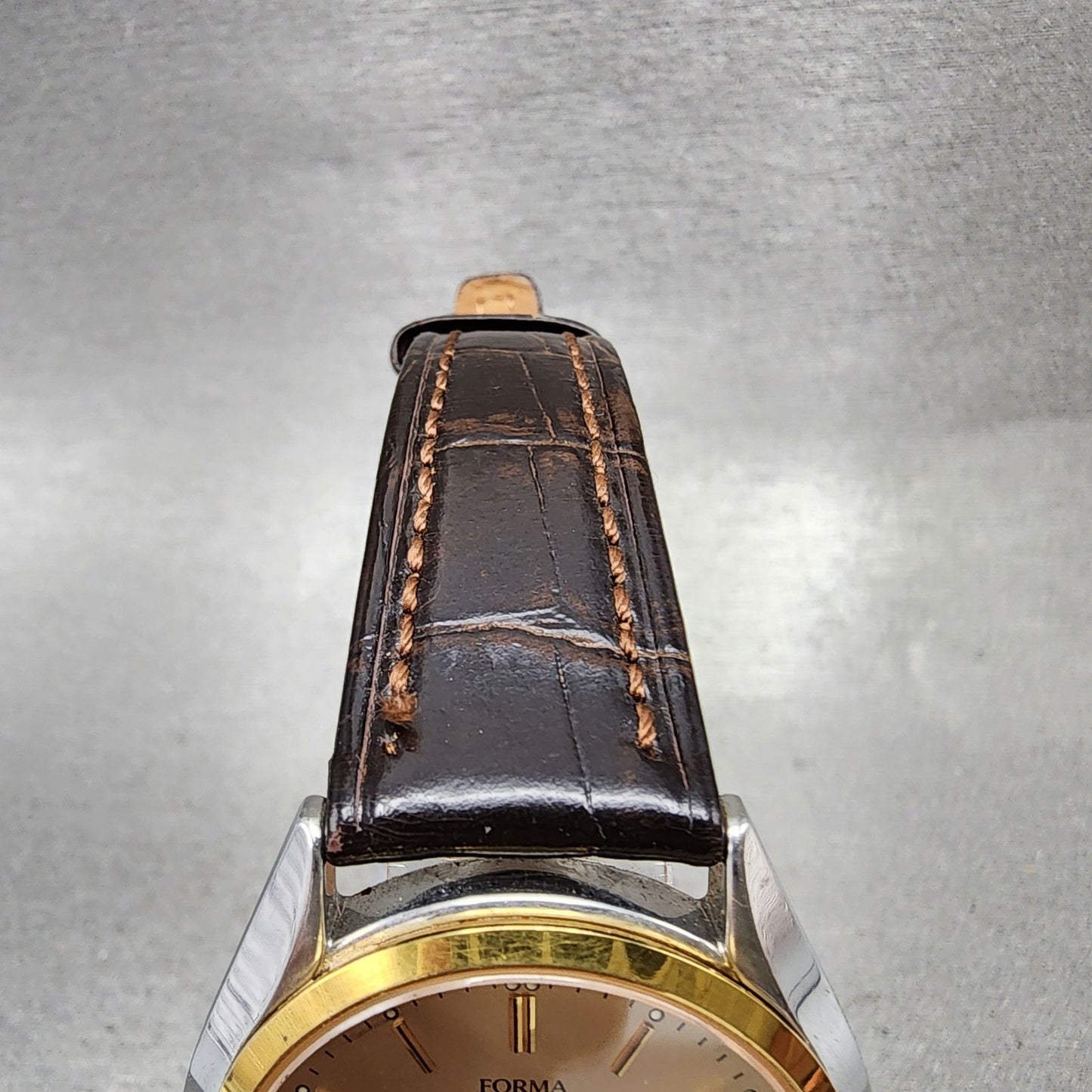 Citizen Forma Watch Men 35mm Champagne Dial Two Tone Date 4765471946 New Bat4