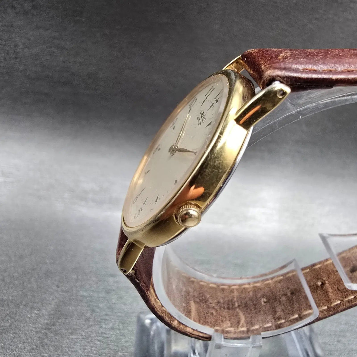 Seiko Watch Men 31mm Ivory Dial Gold Tone Round 7N00-7A49 New Battery Vintage2