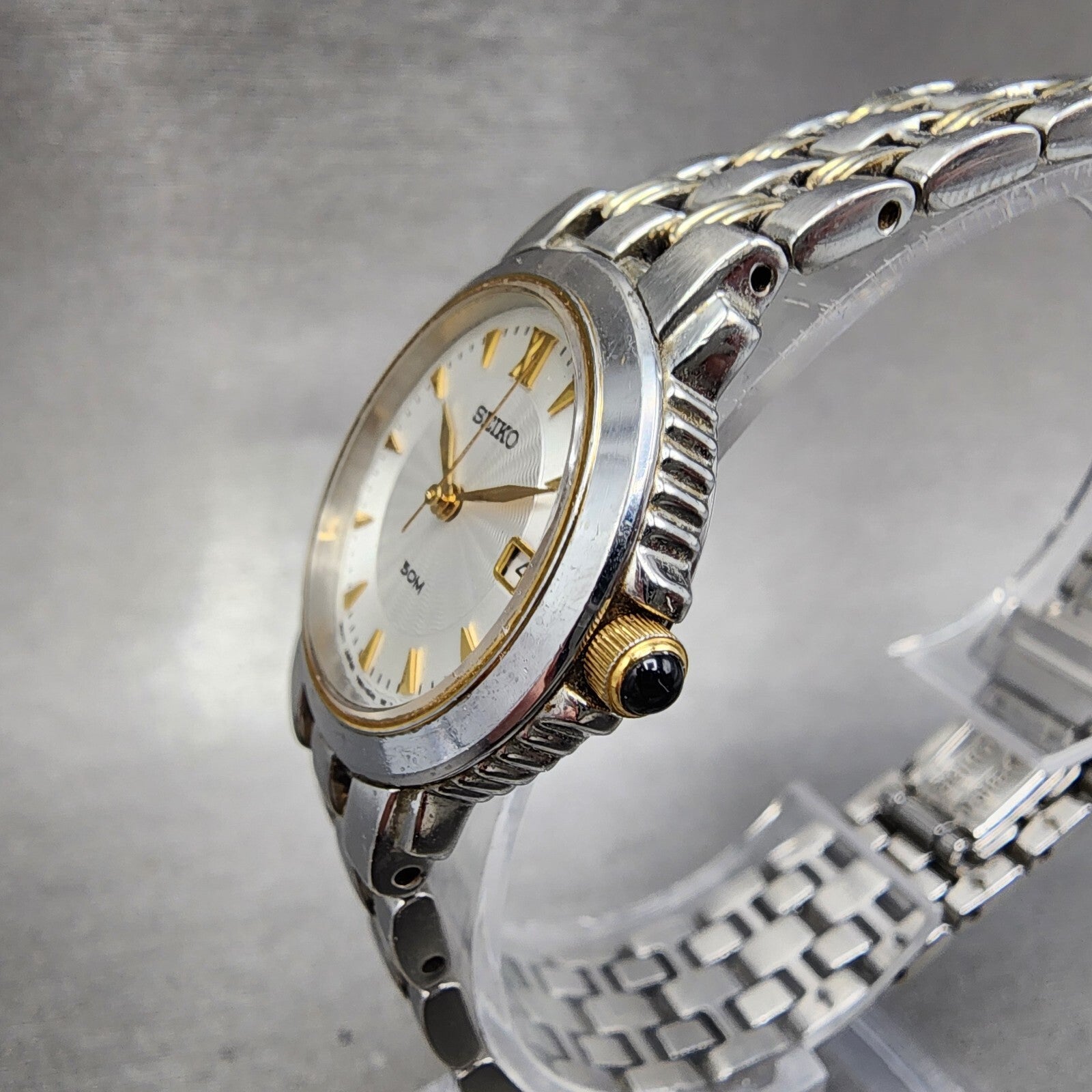 Seiko Watch Women 27mm White Dial Two Tone Date Round 7N820BR0 New Battery2