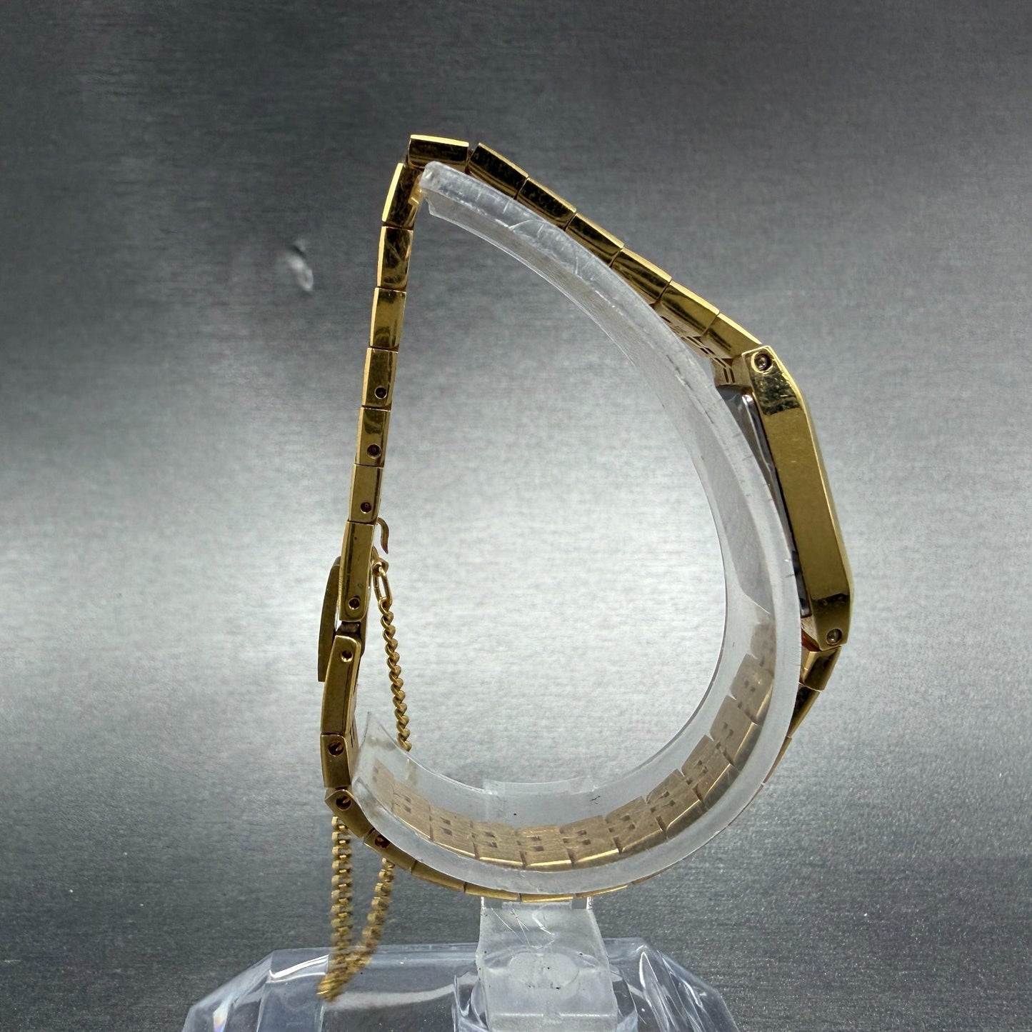 Seiko Tank Watch Women 12mm Champagne Dial Gold Tone 2E20-5559 New Battery8
