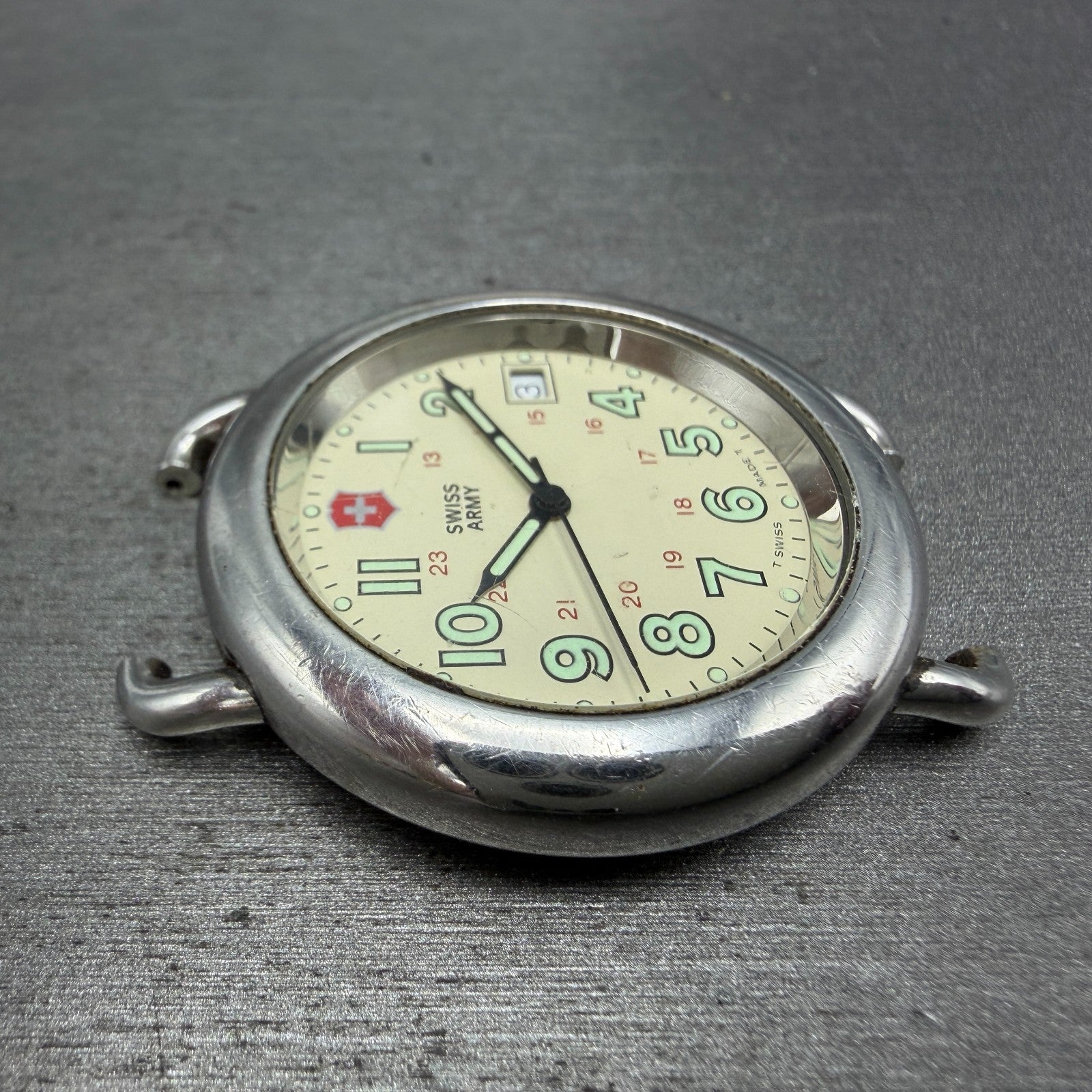 Victorinox Swiss Army Cavalry Watch Men 37mm Cream Dial Silver Tone Date PART LP4