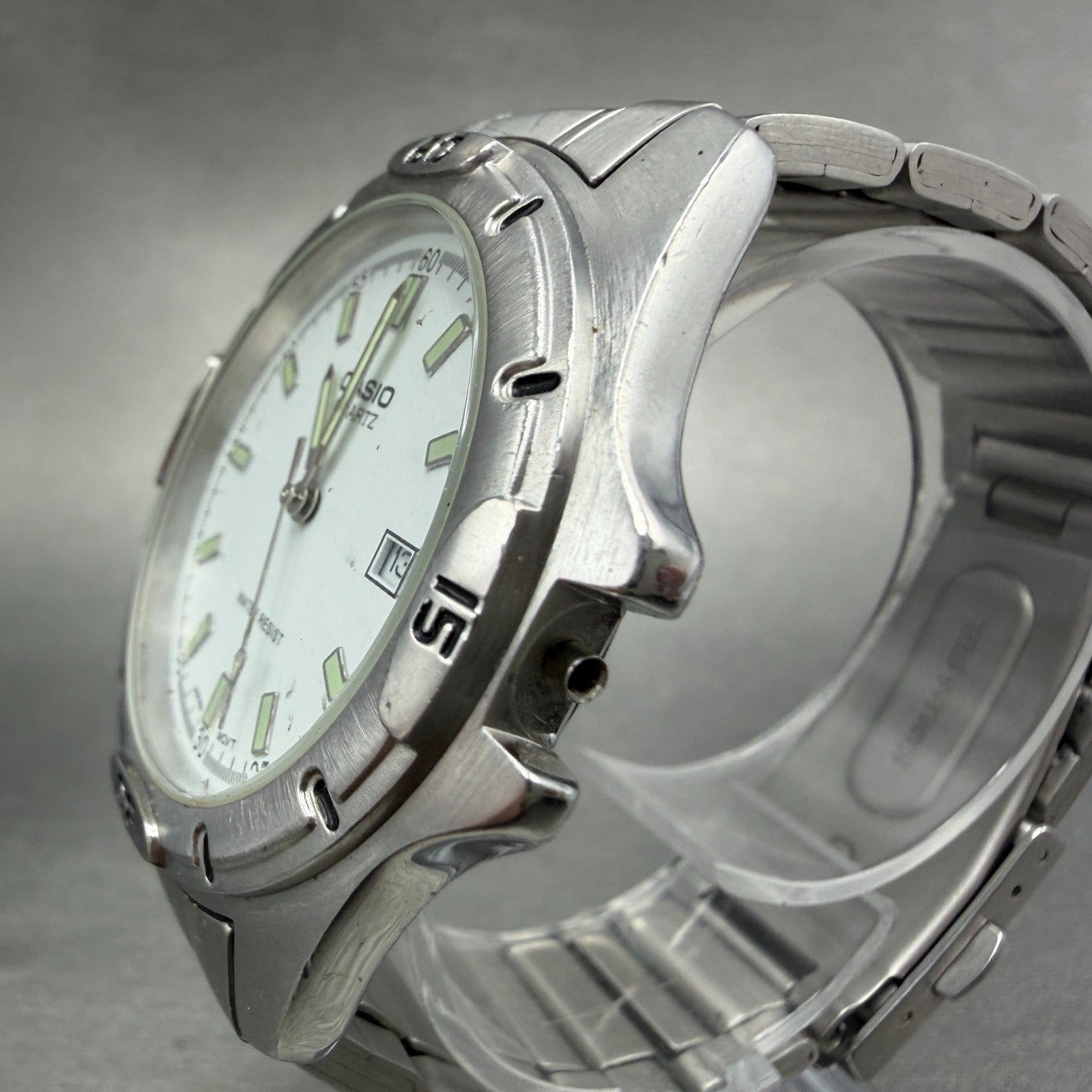 Casio Dive Watch Men 41mm White Dial Silver Tone Date Round MTP-1244 PARTS VTG3