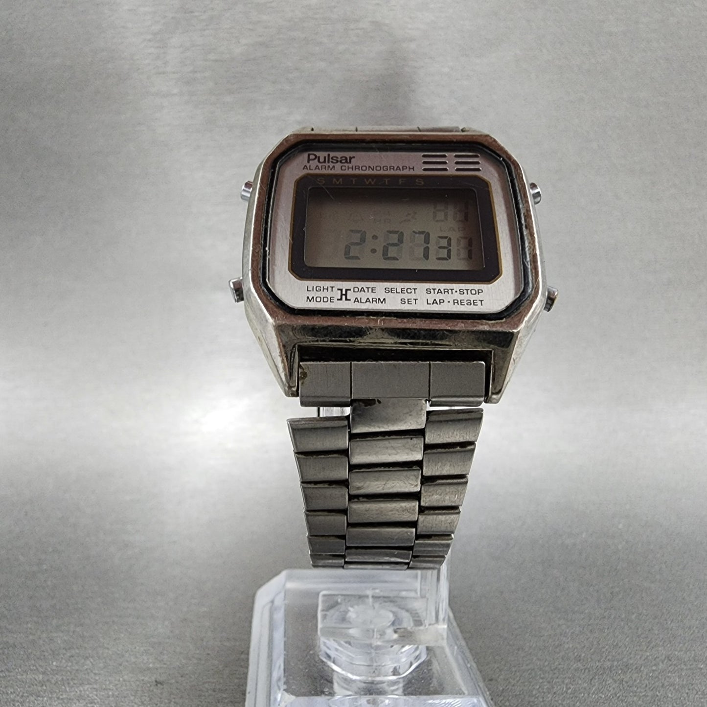 Seiko Pulsar Digital Watch Men 34mm LCD Silver Tone Alarm Chronograph New Batt5