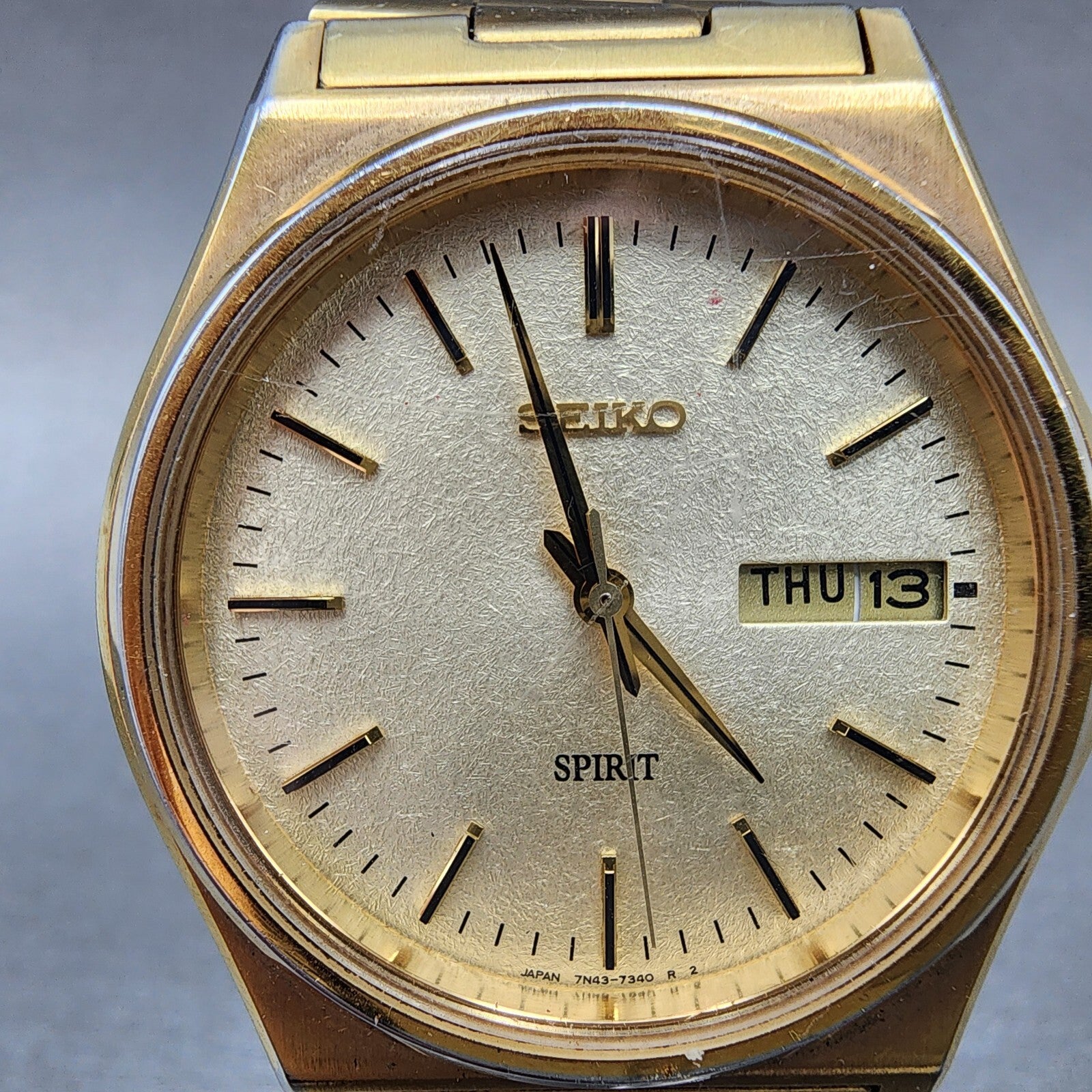 Seiko Spirit Watch Men 35mm Champagne Dial Gold Tone Daydate 7n437180 PARTS2