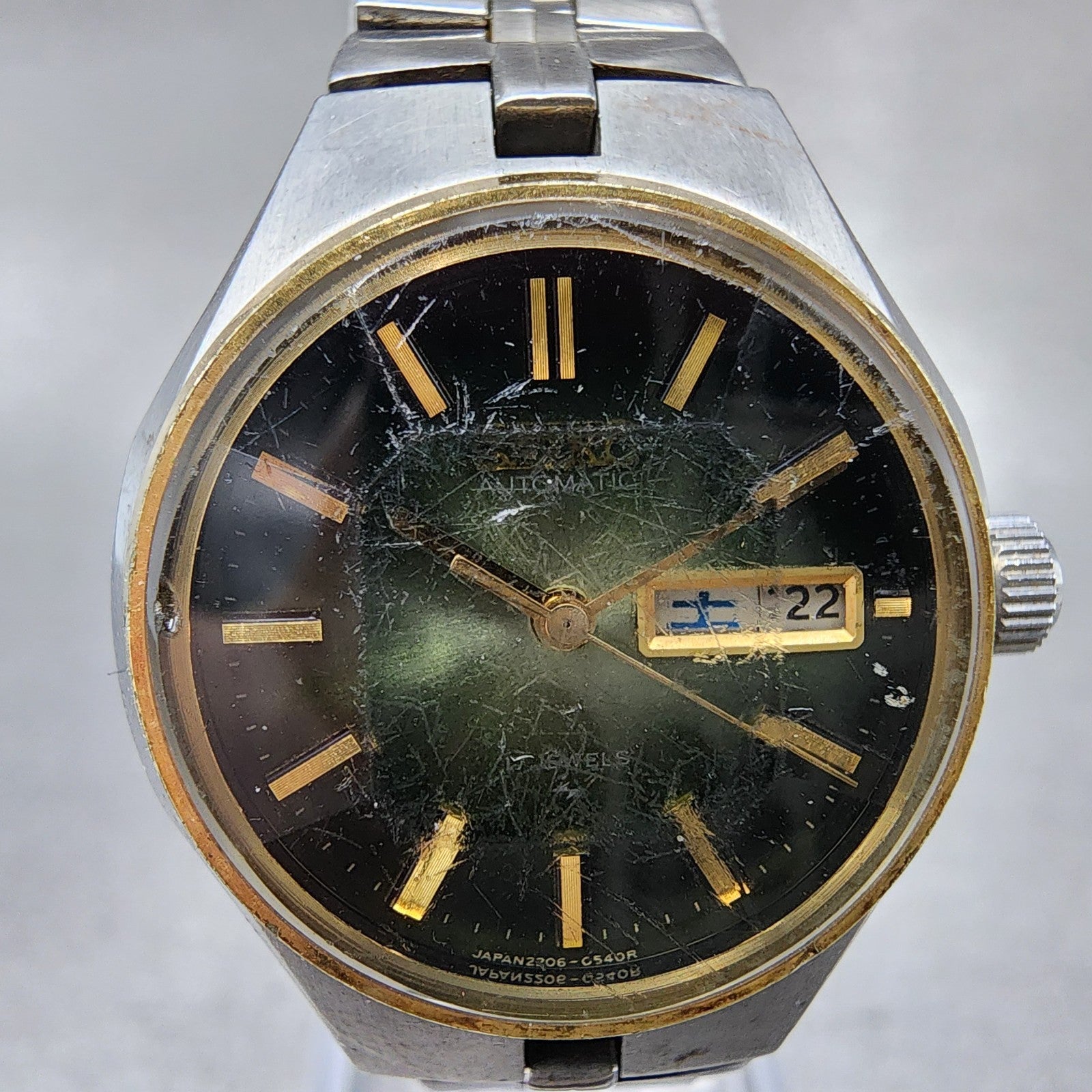 Seiko Automatic Watch Women 26mm Green Dial Two Tone Daydate 22060320 Runs1