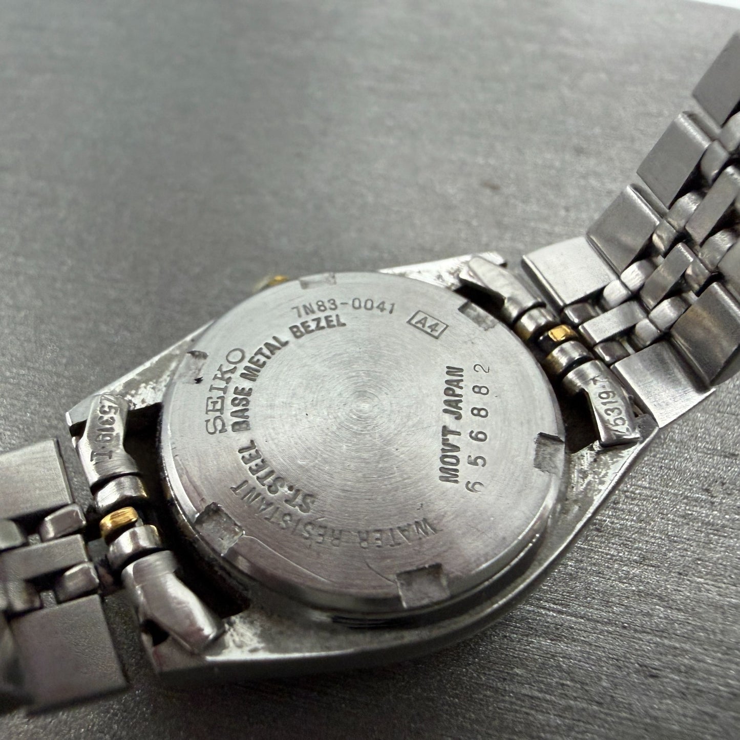 Seiko Watch Women 25mm White Dial Two Tone Daydate Round 7n83-0041 New Batt NM829
