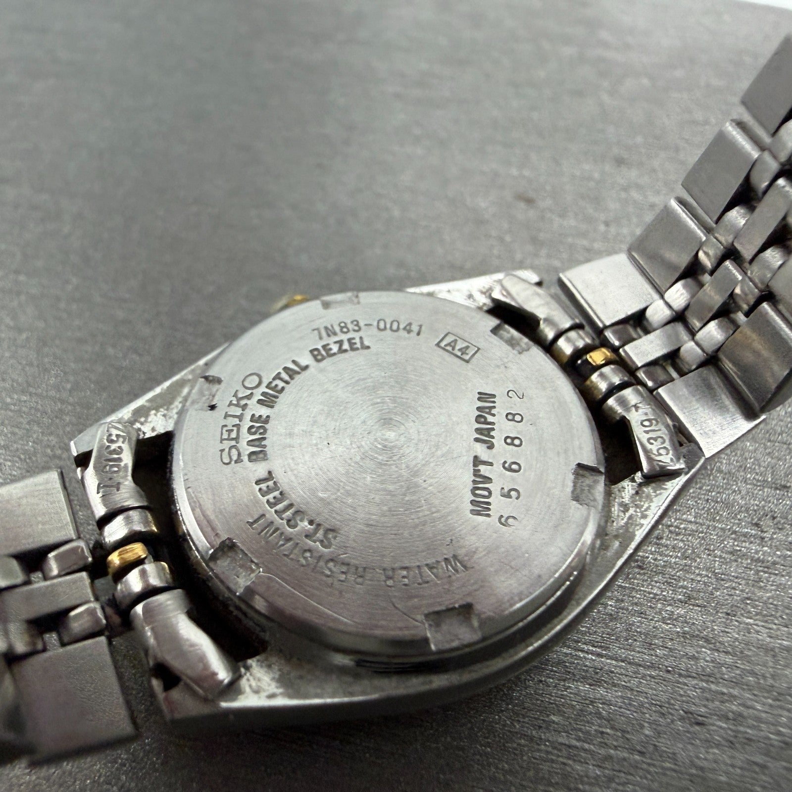 Seiko Watch Women 25mm White Dial Two Tone Daydate Round 7n83-0041 New Batt NM829