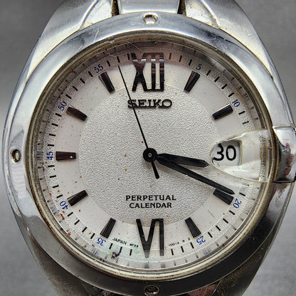 Seiko Perpetual Calendar Watch Men 39mm White Dial Silver Tone 8f320010 PARTS2