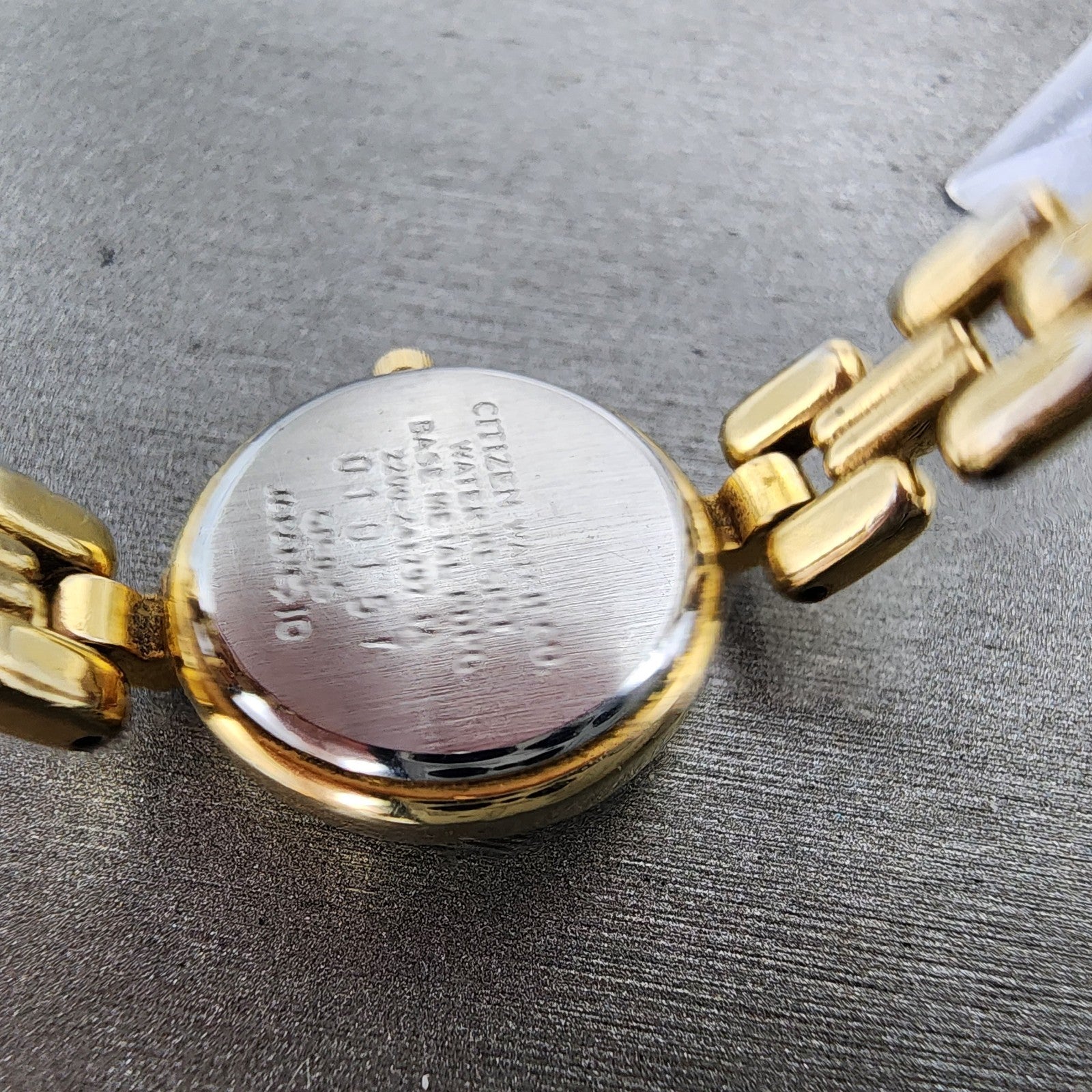 Citizen Sylph Watch Women 19mm White Dial Gold Tone Round 2200241797 New Batt9