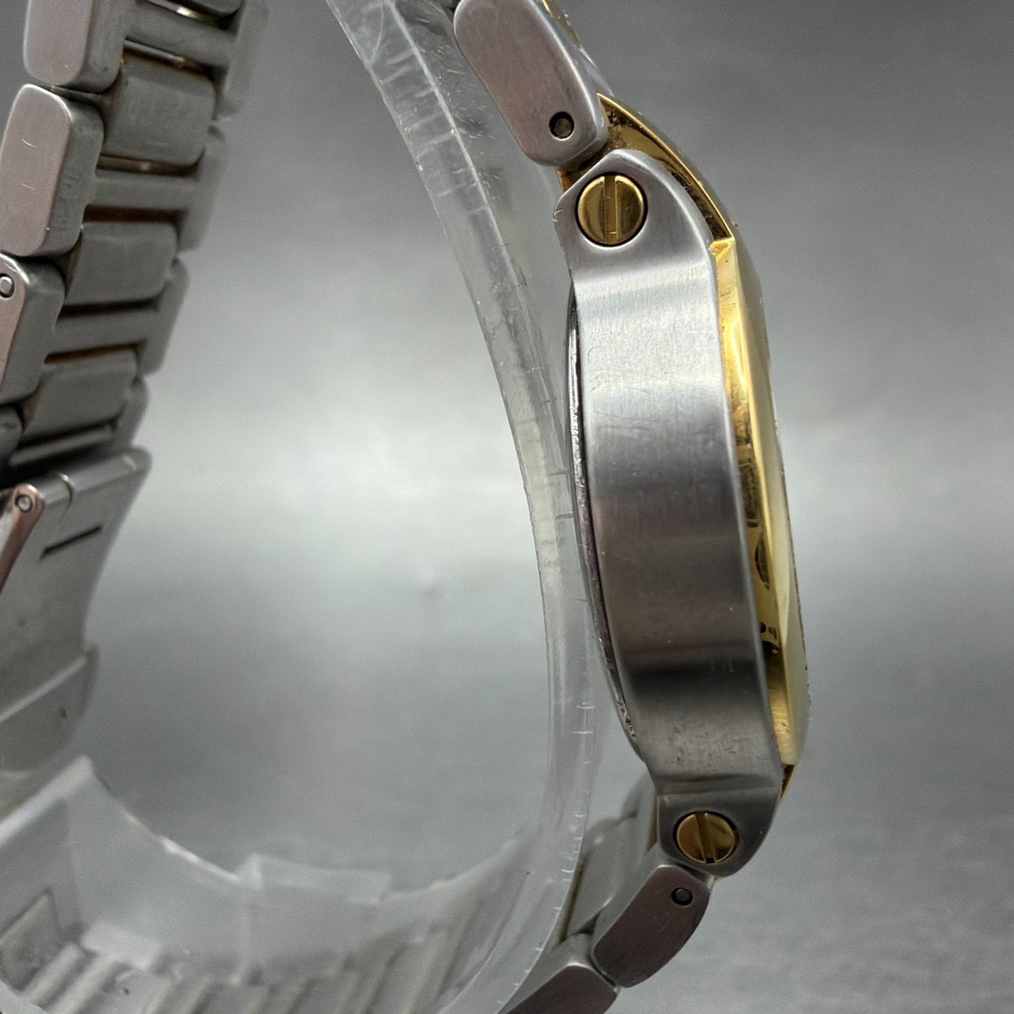Gucci 8900L Watch Women 26mm Gray Dial Two Tone Date Round PARTS4