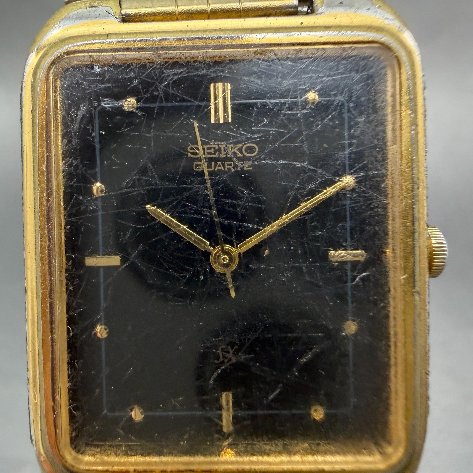Seiko SX Tank Watch Men 26mm Black Dial Gold Tone Rectangle V701-5J00 NewBattery1