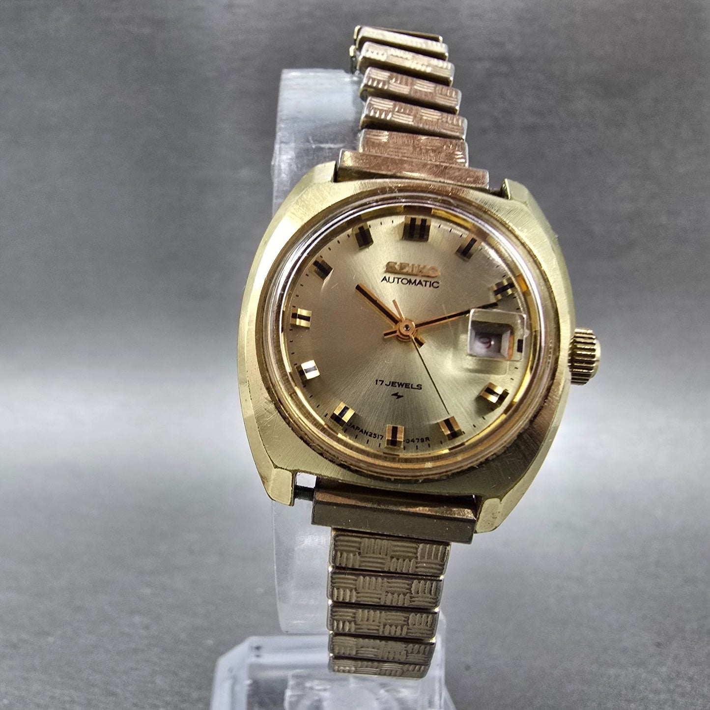 Seiko Automatic Watch Women 25mm Gold Dial Gold Tone Date 2517-0369 Runs5