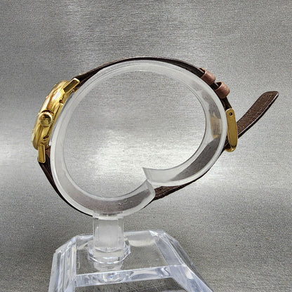 Hunting World Watch Women 27mm Gold Dial Gold Tone Date Round  New Battery6