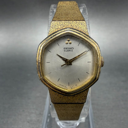 Seiko Watch Women 22mm Silver Dial Gold Tone Octagon 1421-5140 New Battery0