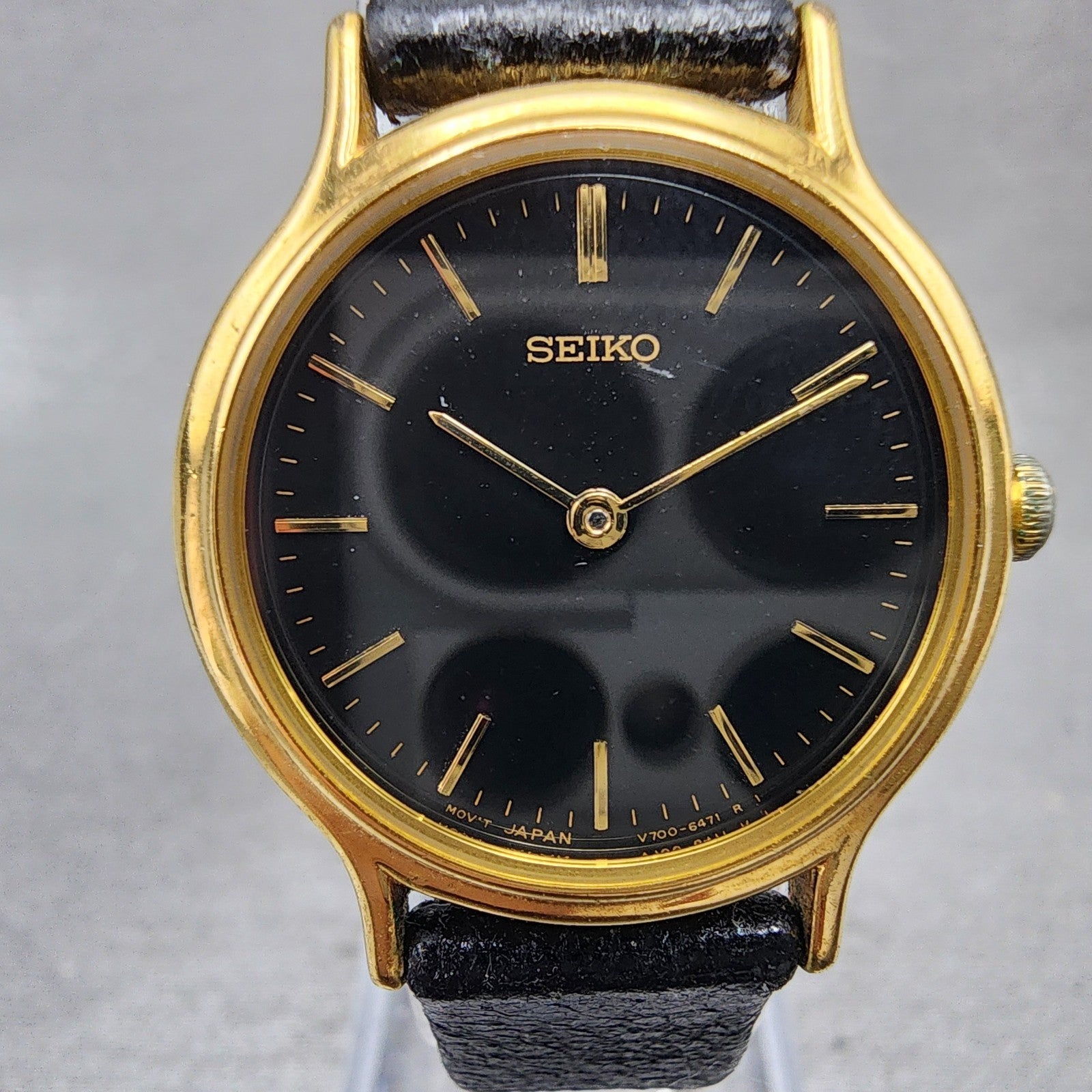 Seiko Watch Women 26mm Black Dial Gold Tone Round V7006091 New Battery B12341