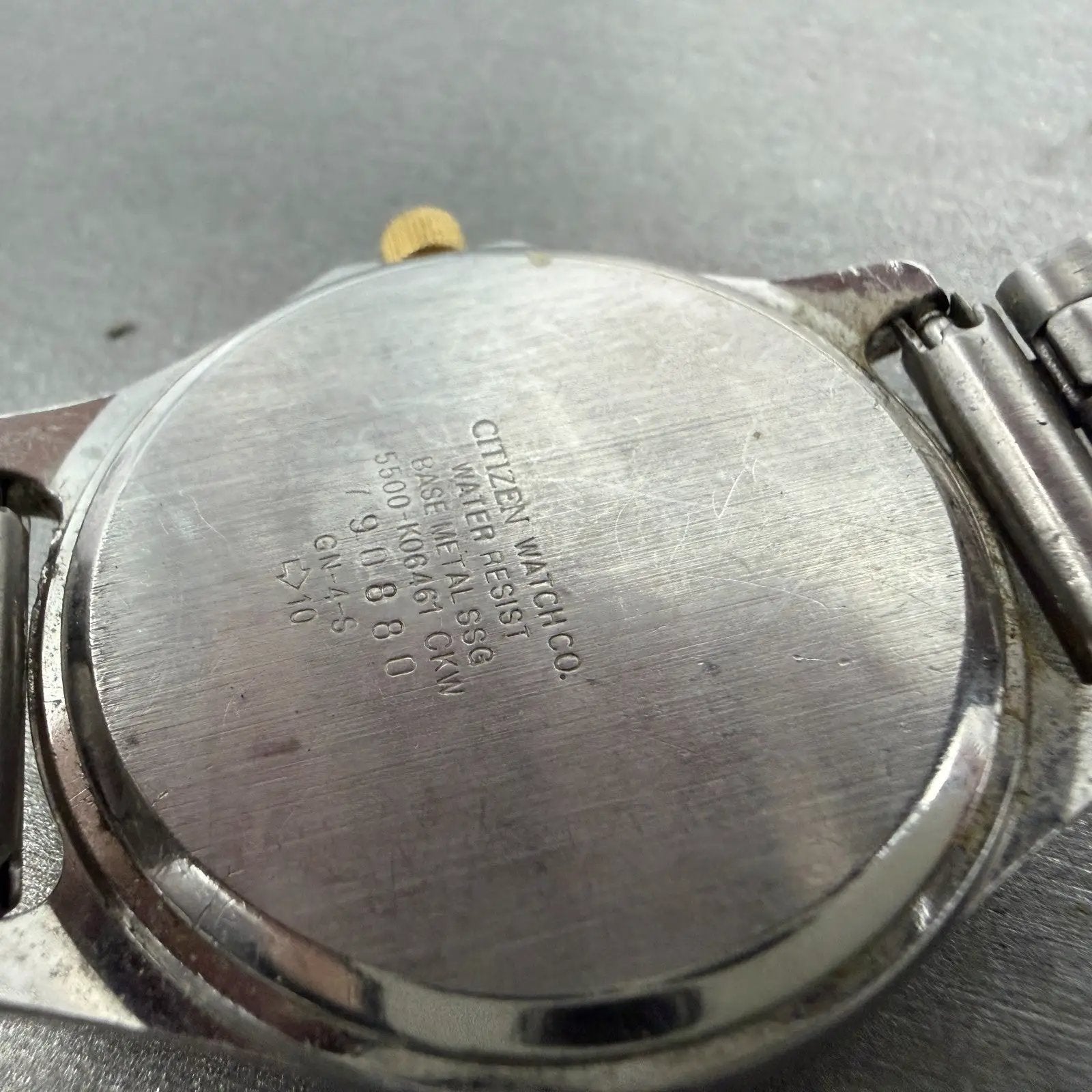 48009718