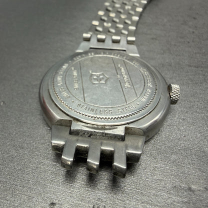 Victorinox Swiss Army Calvary Watch Men 39mm White Dial Silver Tone Date PARTS R20