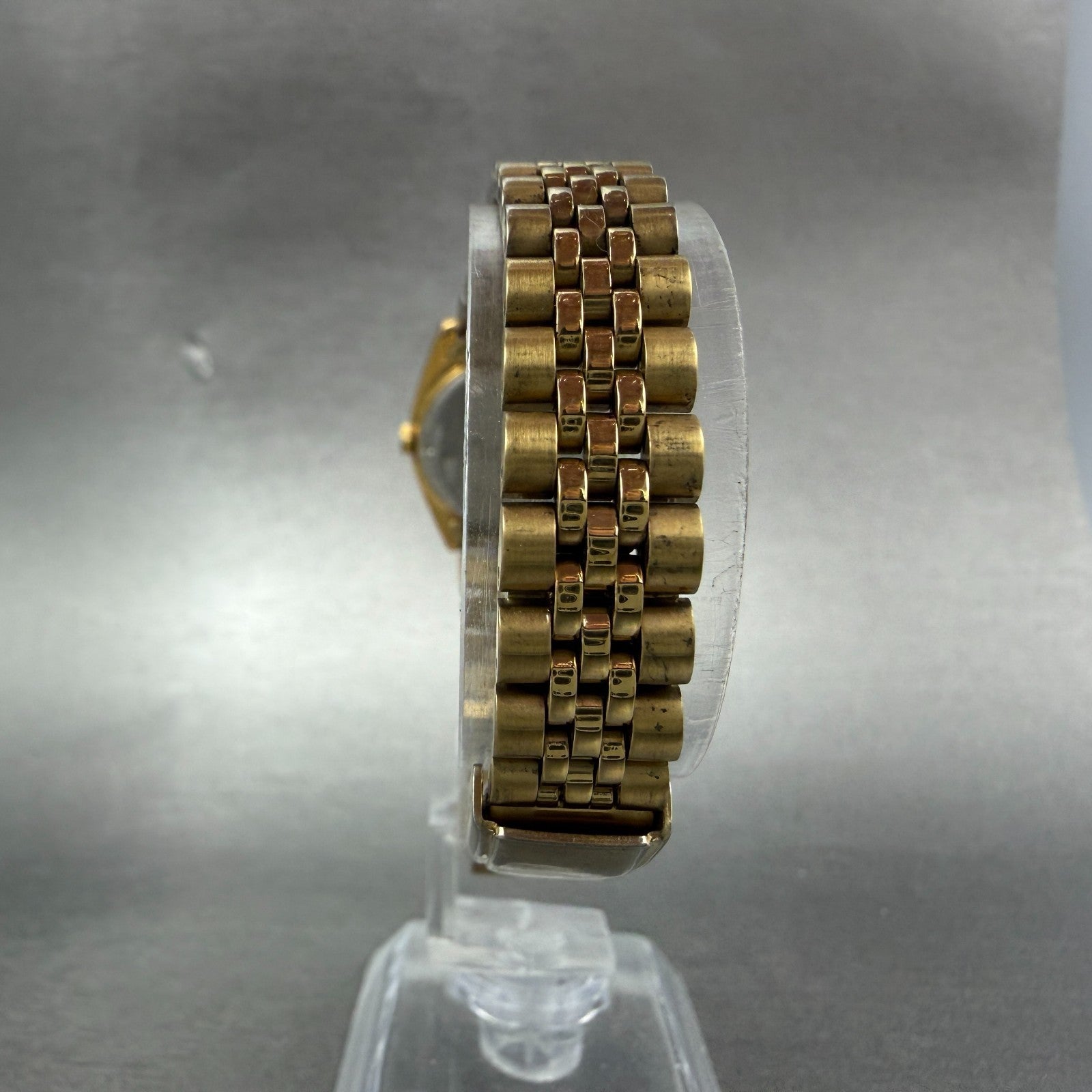 Seiko Watch Women 25mm Gold Dial Gold Tone Daydate Round 7N83-0041 New Battery S7