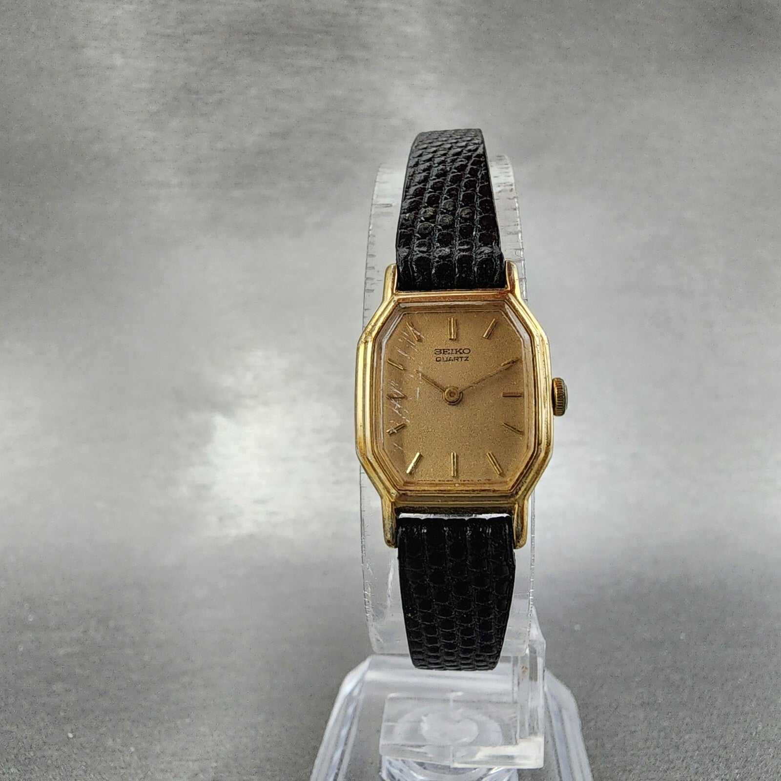 Seiko Watch Women 16mm Gold Dial Gold Tone Octagon 2C205769 New Battery5