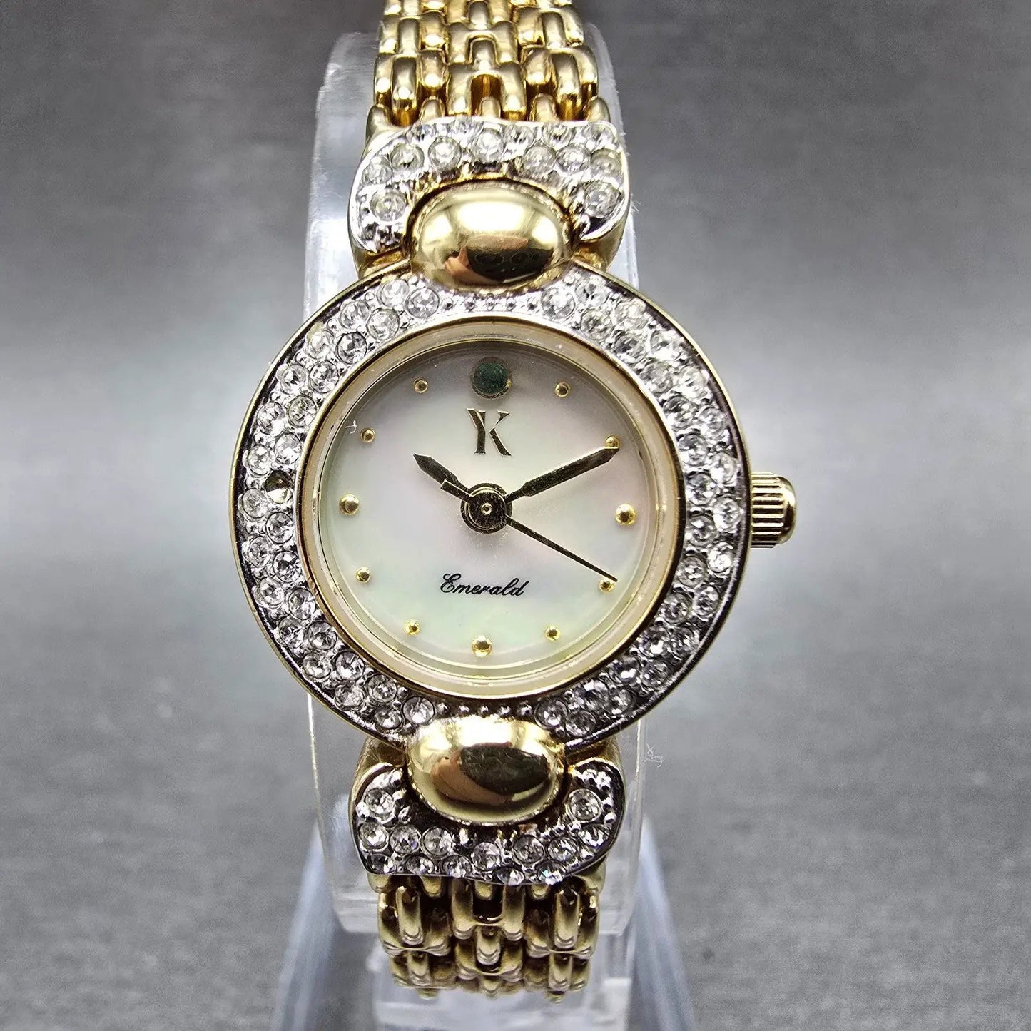 Yukiko Kimijima Emerald Watch Women 20mm MOP Dial Gold Crystal Bezel New Battery0