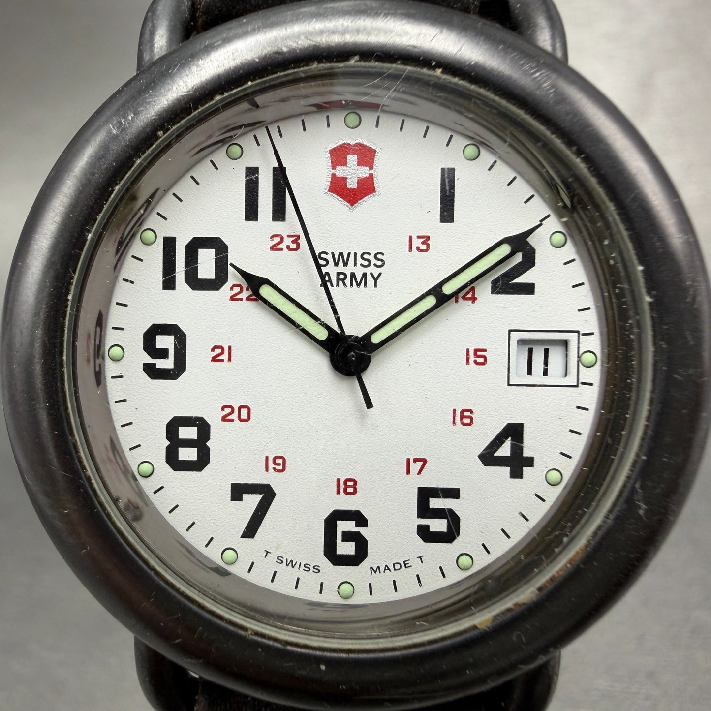 Victorinox Swiss Army Cavalry Watch Men 37mm White Dial Black Tone PARTS KPO2