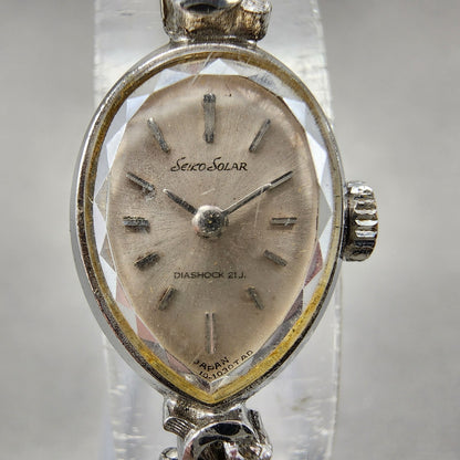 Seiko Solar Watch Women 13mm Silver Dial Silver Tone Manual 107980 Runs1
