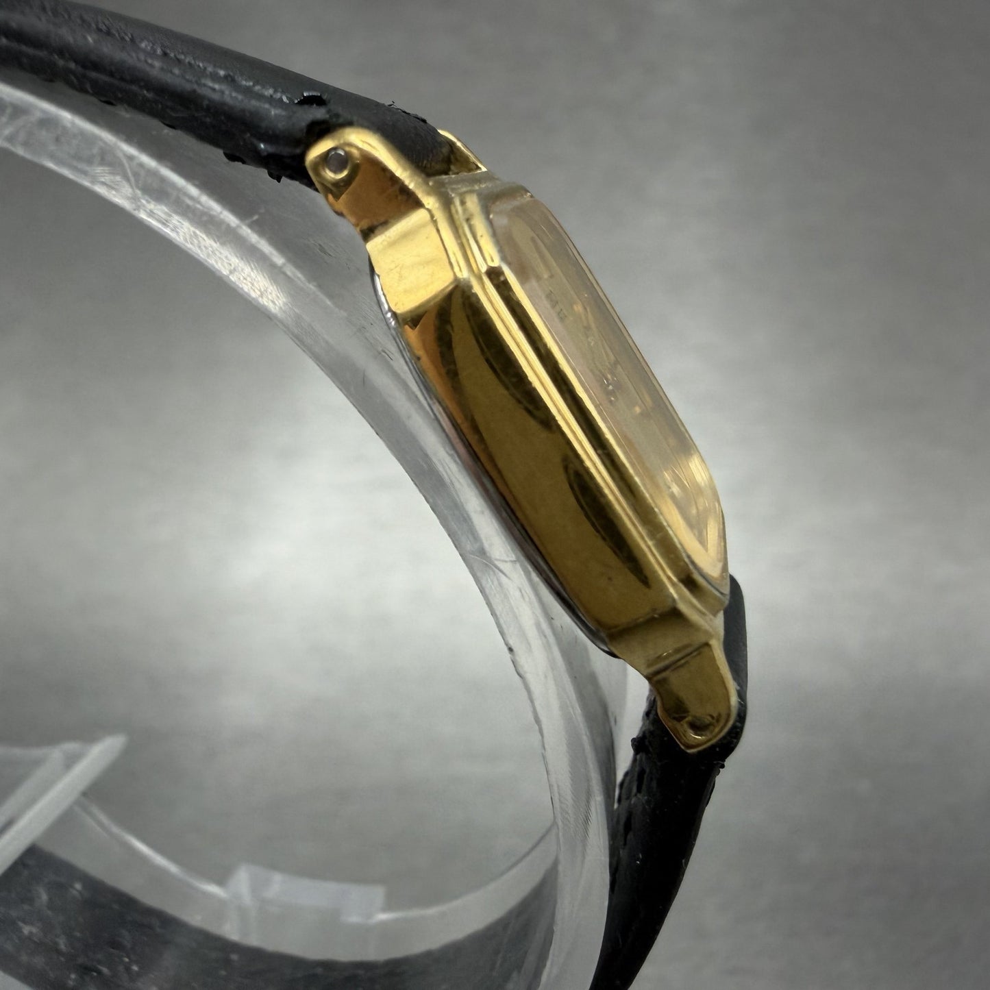 Seiko Tank Watch Women 17mm Champagne Dial Gold Tone 2P20-5A00 New Battery3