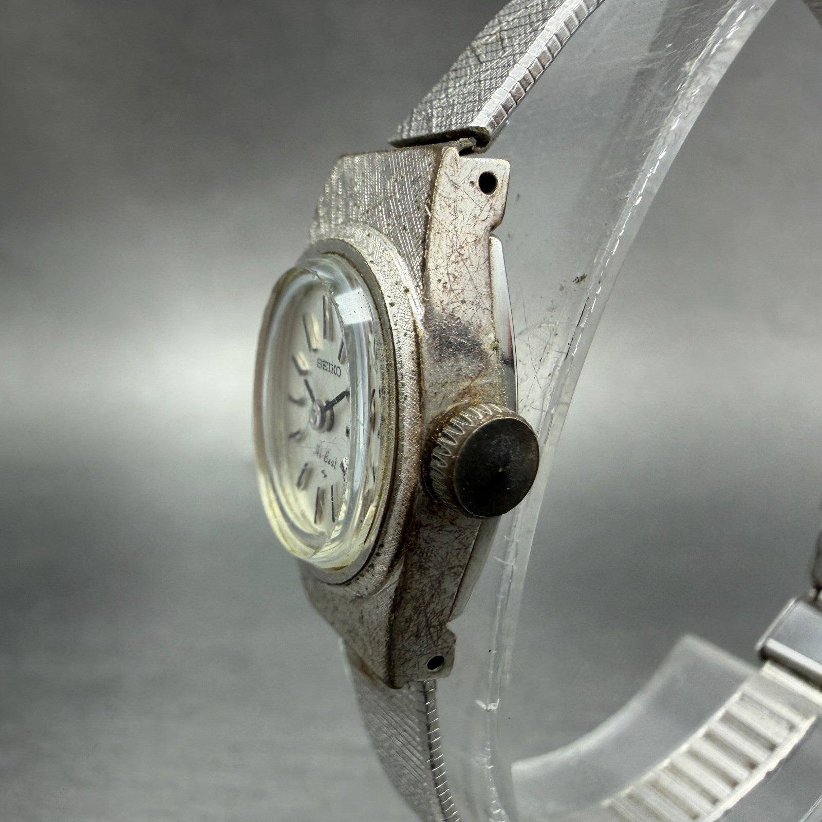 Seiko Watch Women 15mm Silver Dial Silver Tone Manual Oval 1120-7000 Runs VTG2